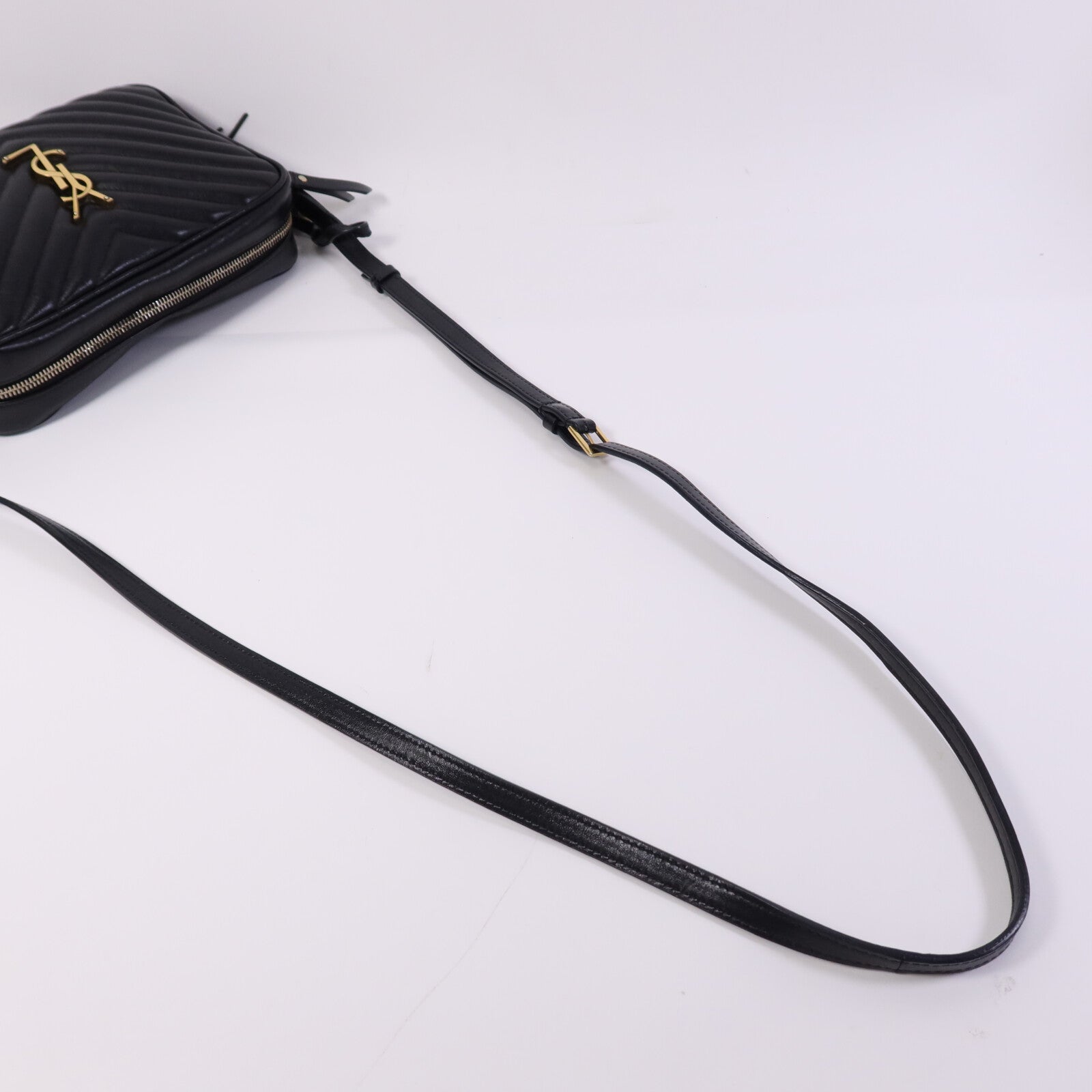 SAINT LAURENT 牛皮皮革Mini Lou金扣肩背袋