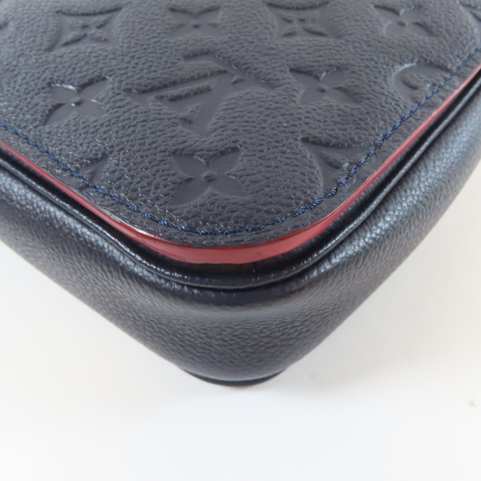 LOUIS VUITTON Monogram Empreinte Pochette Metis金扣手挽肩背兩用袋深藍色