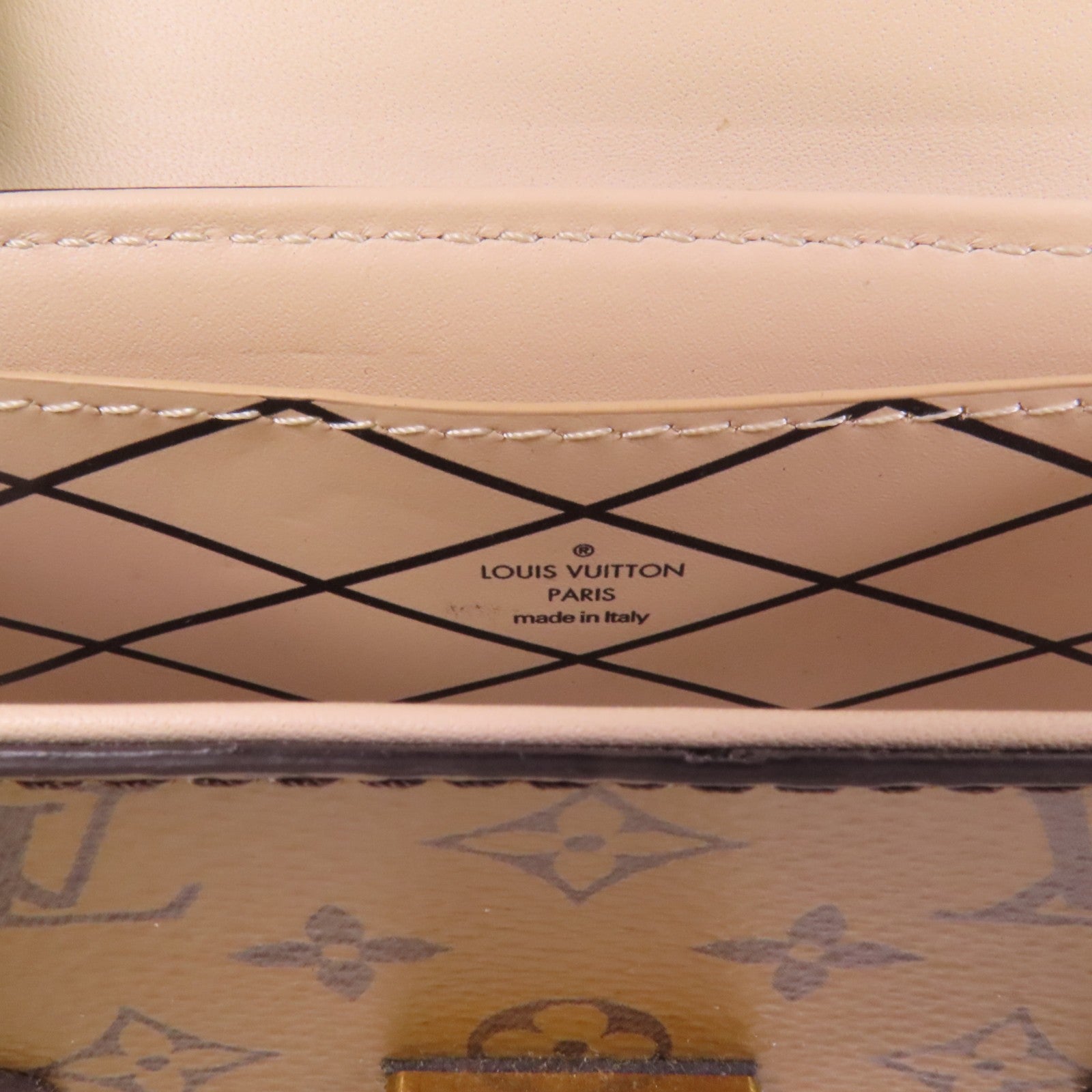 LOUIS VUITTON Monogram Mini Essential Trunk金扣鏈帶肩背袋