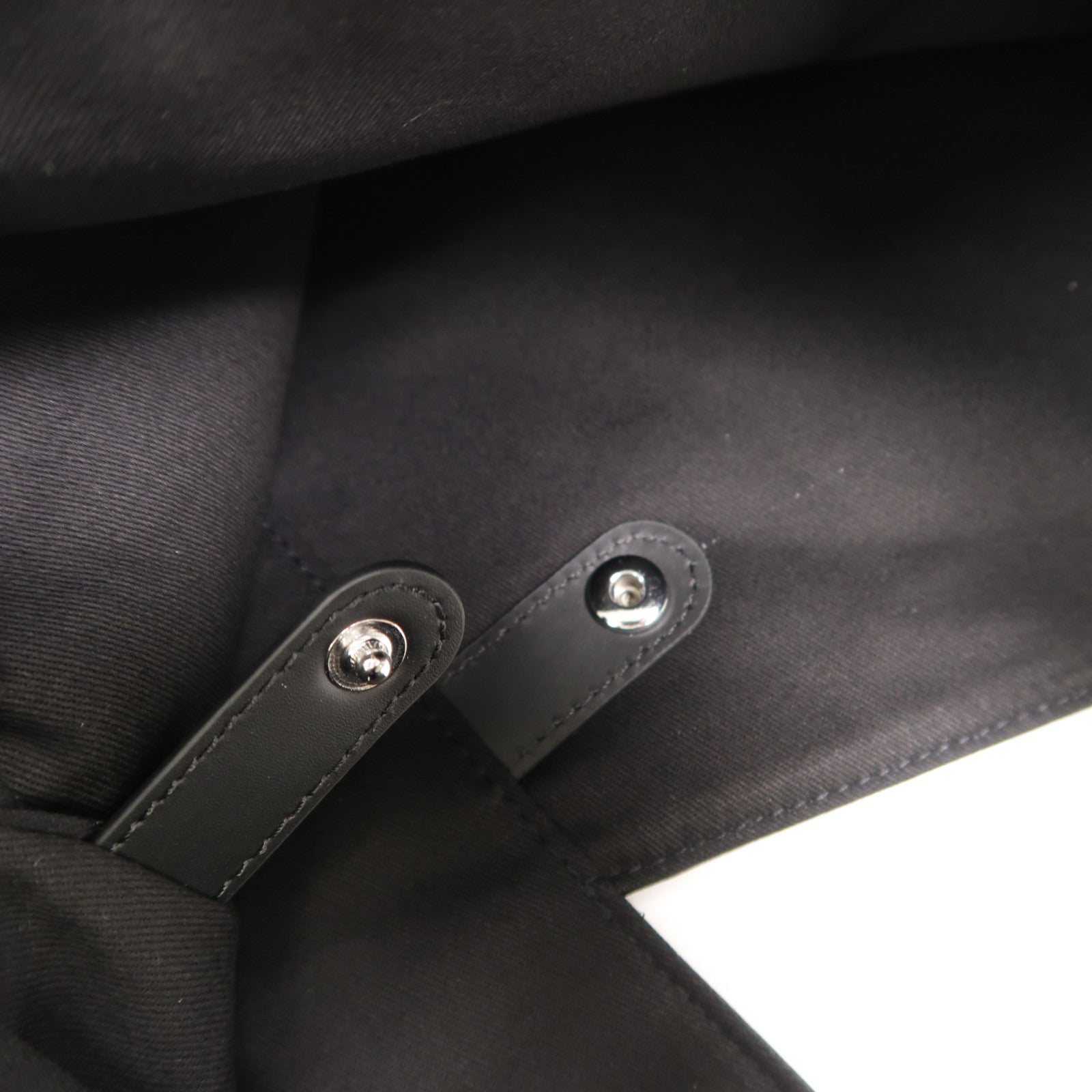 SELECTION 牛皮皮革MM6 Classic Japanese Bag Medium肩背袋