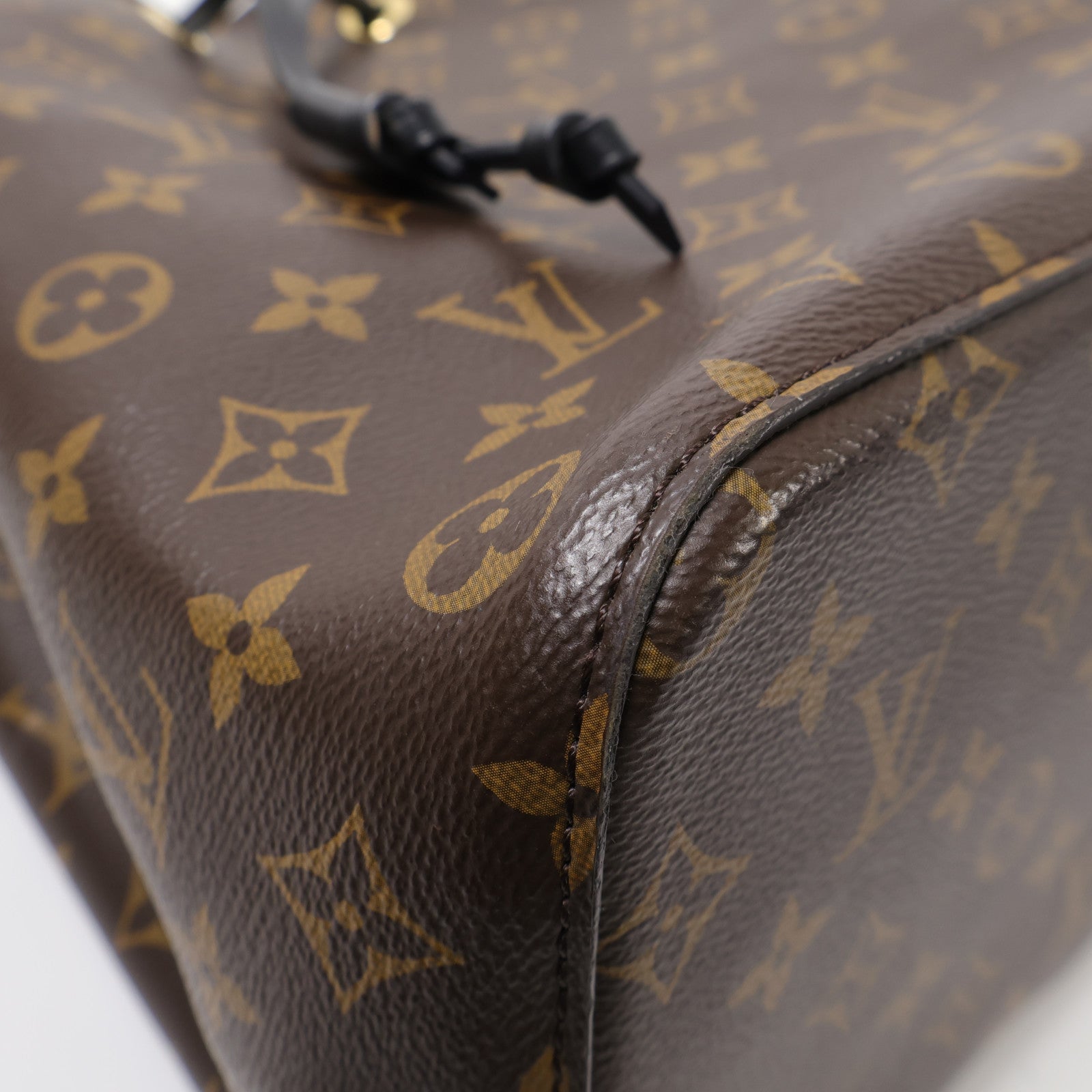 LOUIS VUITTON Monogram Neo Noe MM金扣肩背袋