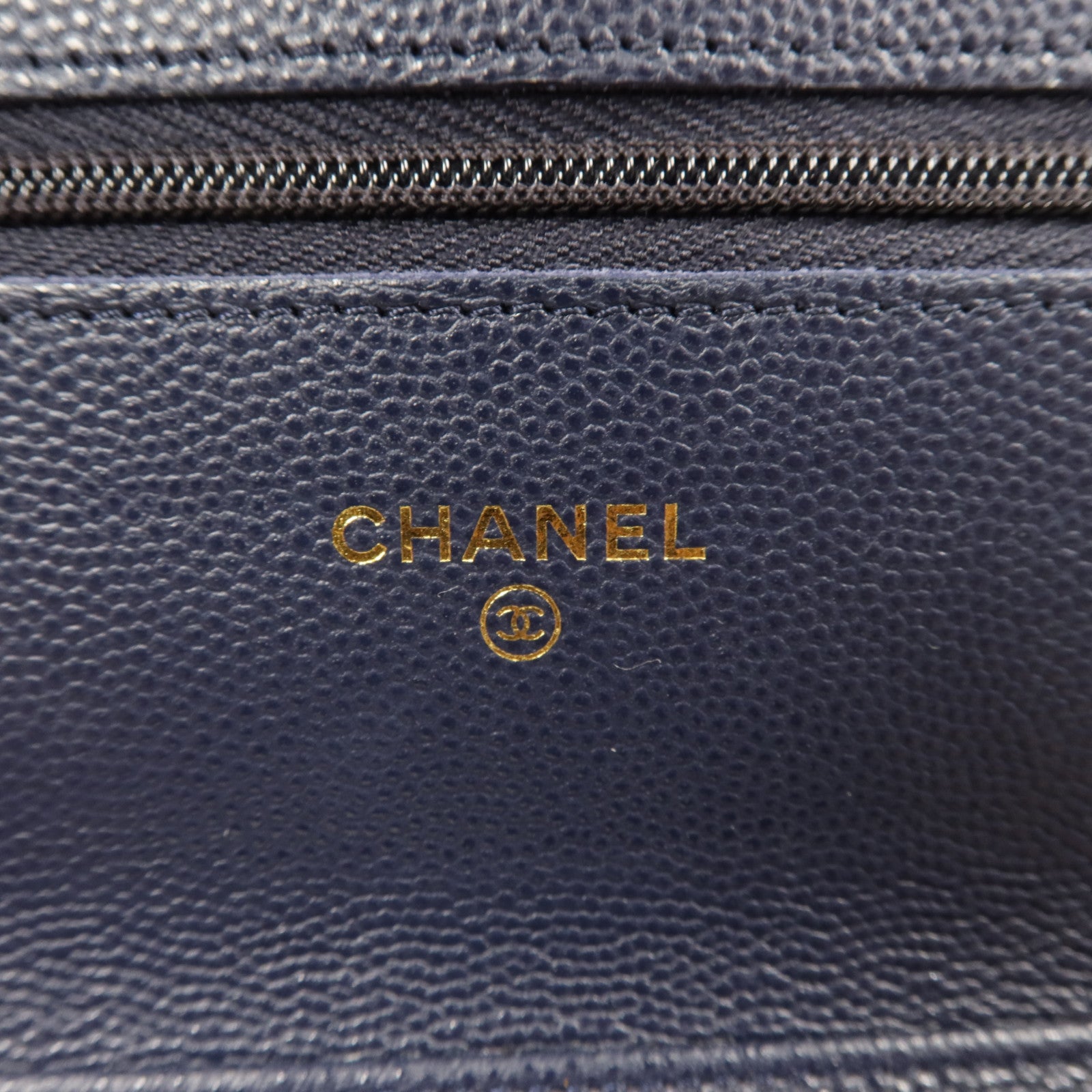 CHANEL 牛皮皮革WOC Wallet On Chain金扣鏈帶肩背袋