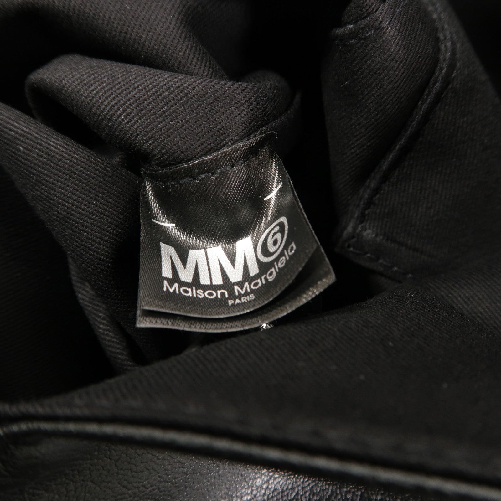 SELECTION 牛皮皮革MM6 Classic Japanese Bag Medium肩背袋