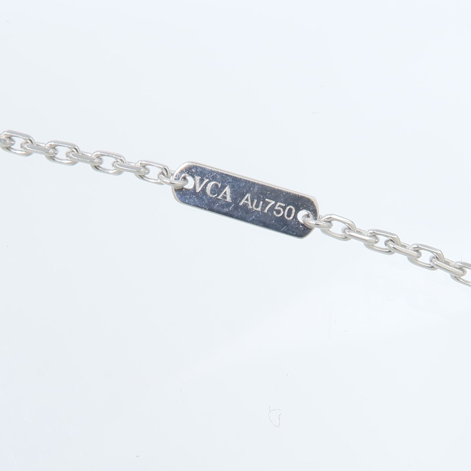 Van Cleef & Arpels 18K白金Magic Alhambra玉髓項鍊