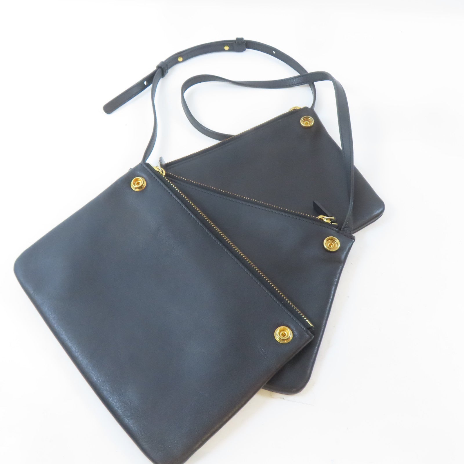 CELINE 羊皮皮革Trio金扣肩背袋黑色