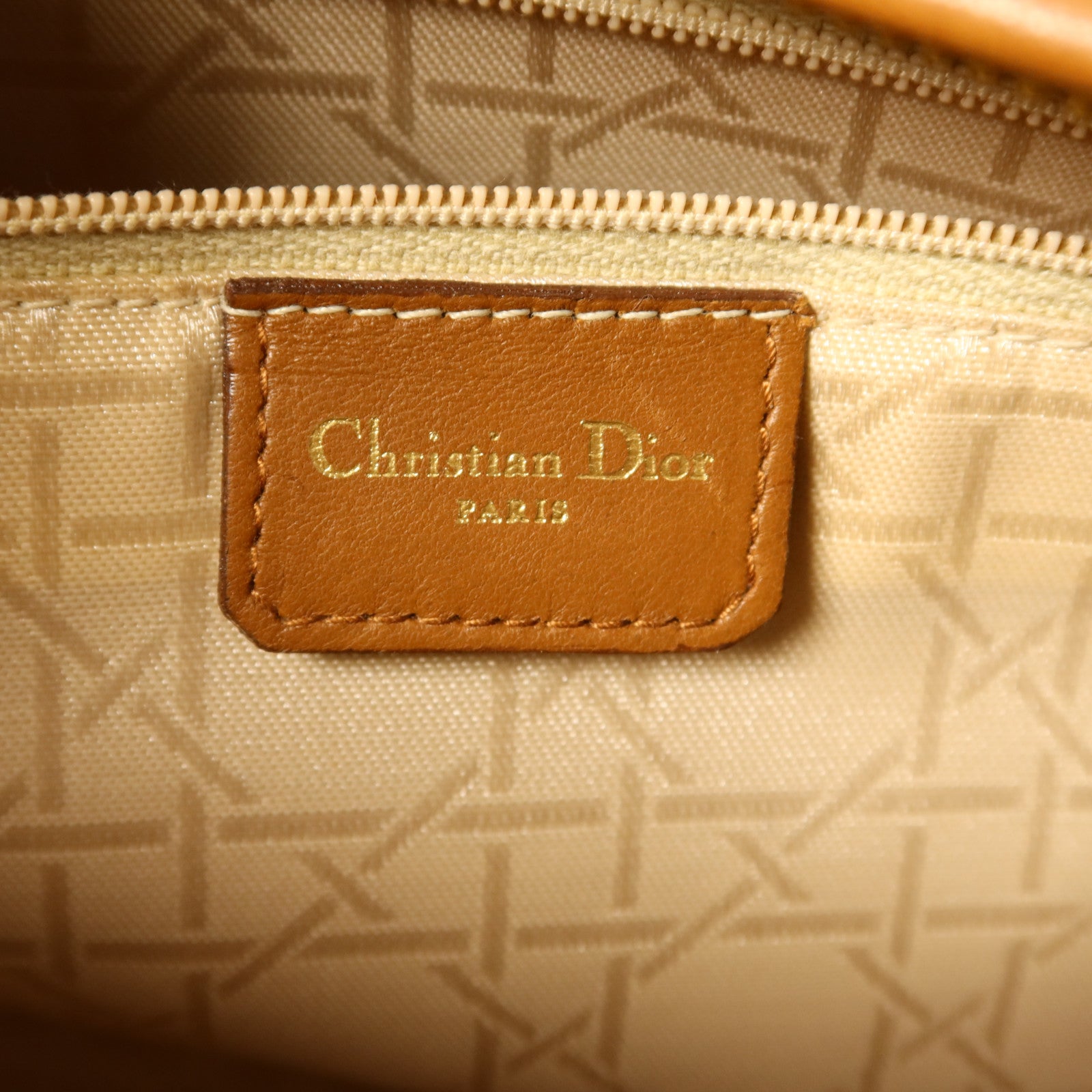 Dior 羊皮皮革Lady Dior金扣手挽肩背兩用袋