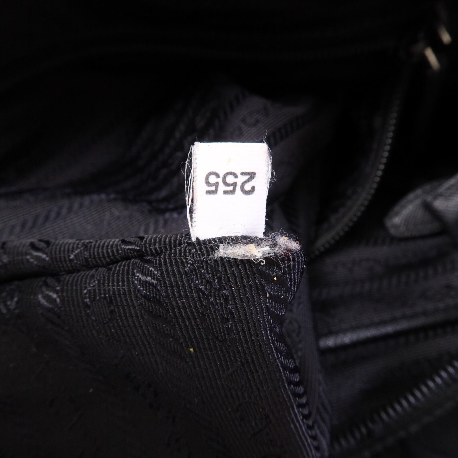 PRADA 尼龍Tote Bag銀扣手挽袋