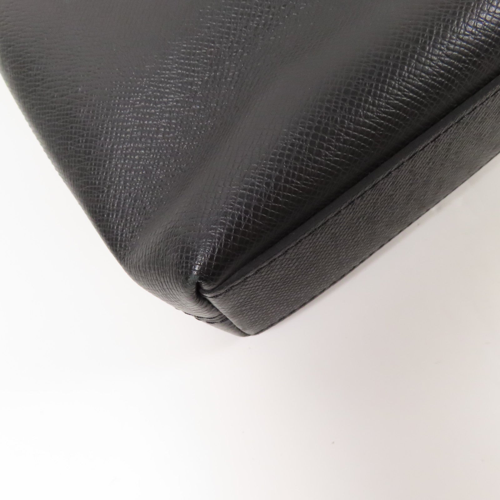 LOUIS VUITTON Tiga皮革Briefcase銀扣手挽肩背兩用袋