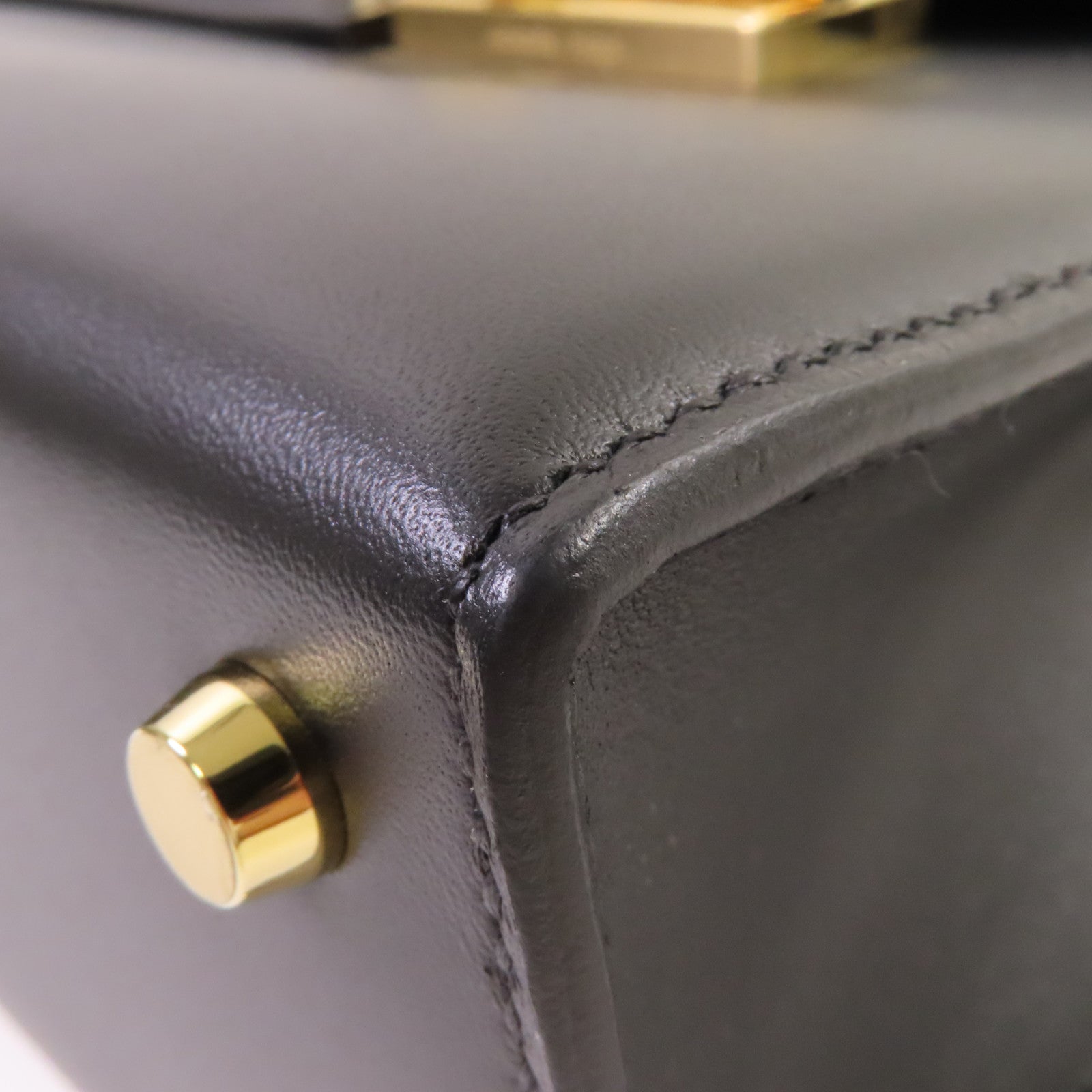 HERMES 【激減優惠】Swift皮革Verrou 23 Shoulder Bag金扣肩背袋Noir/黑色