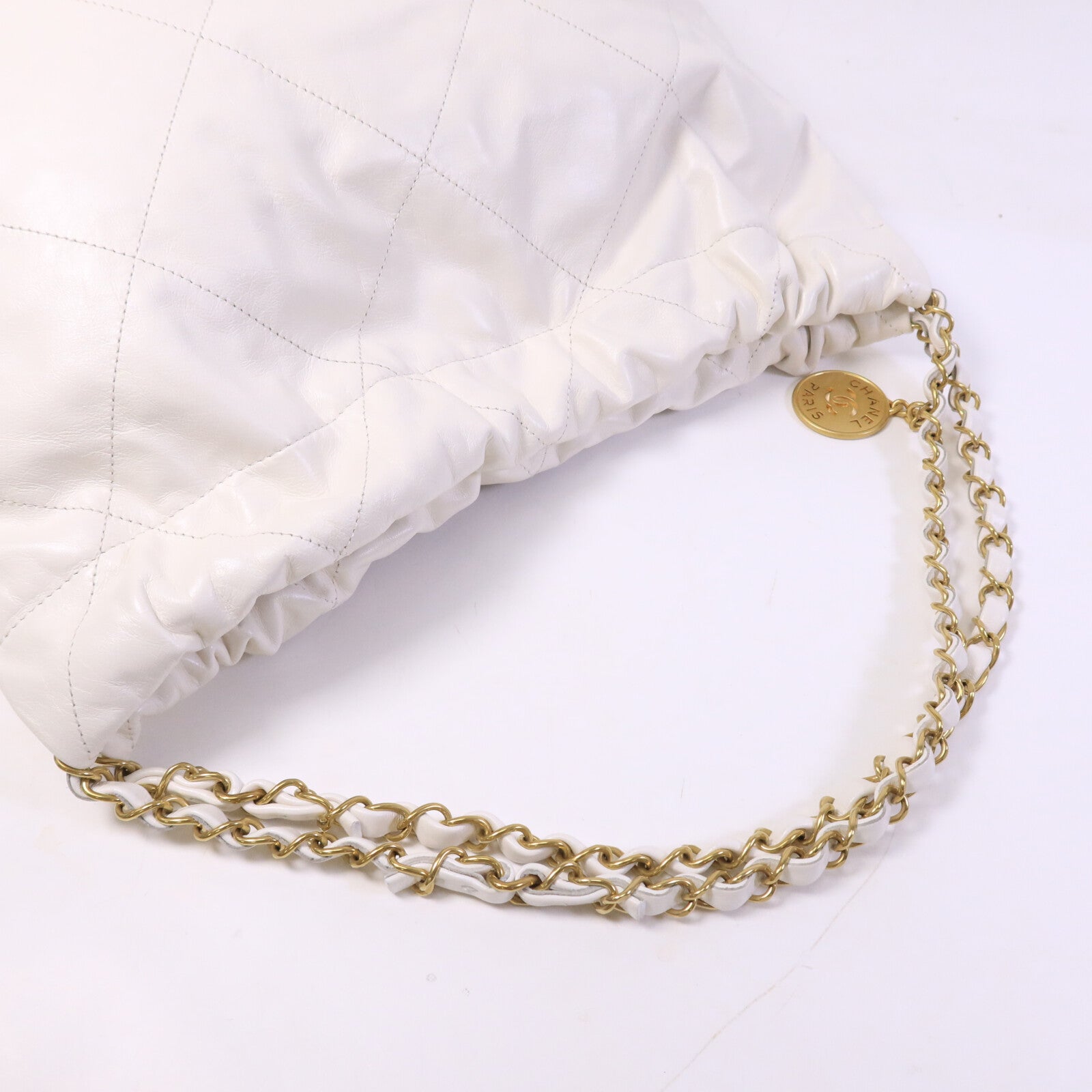 CHANEL 牛皮皮革Chanel 22鏈帶肩背袋