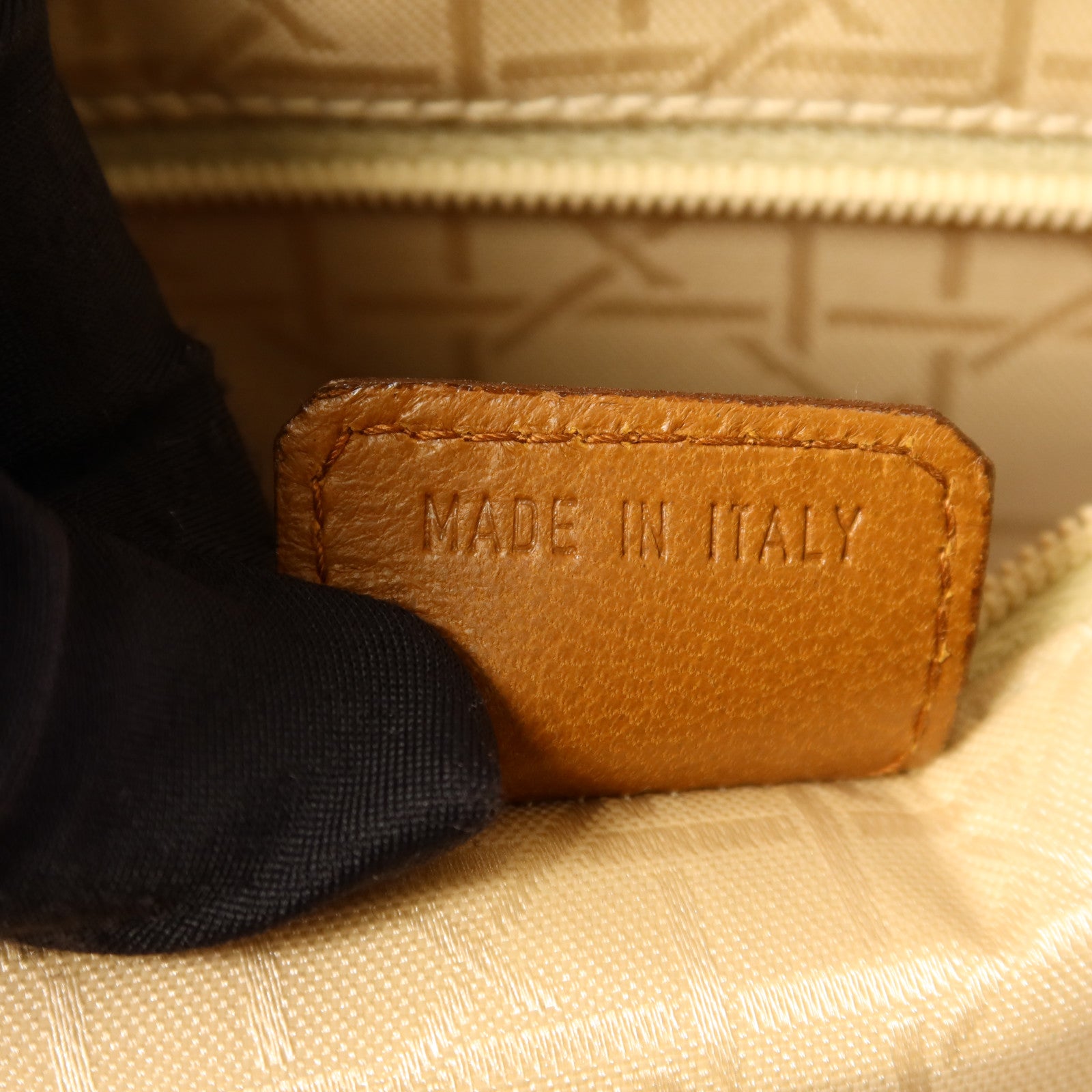 Dior 羊皮皮革Lady Dior金扣手挽肩背兩用袋