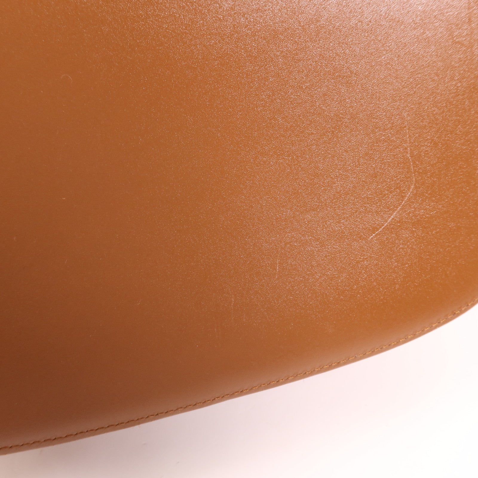 Dior 牛皮皮革Bobby Large金扣肩背袋