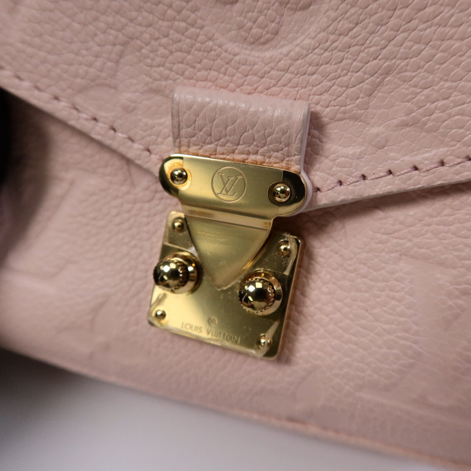 LOUIS VUITTON Monogram Empreinte Micro Metis鏈帶肩背袋