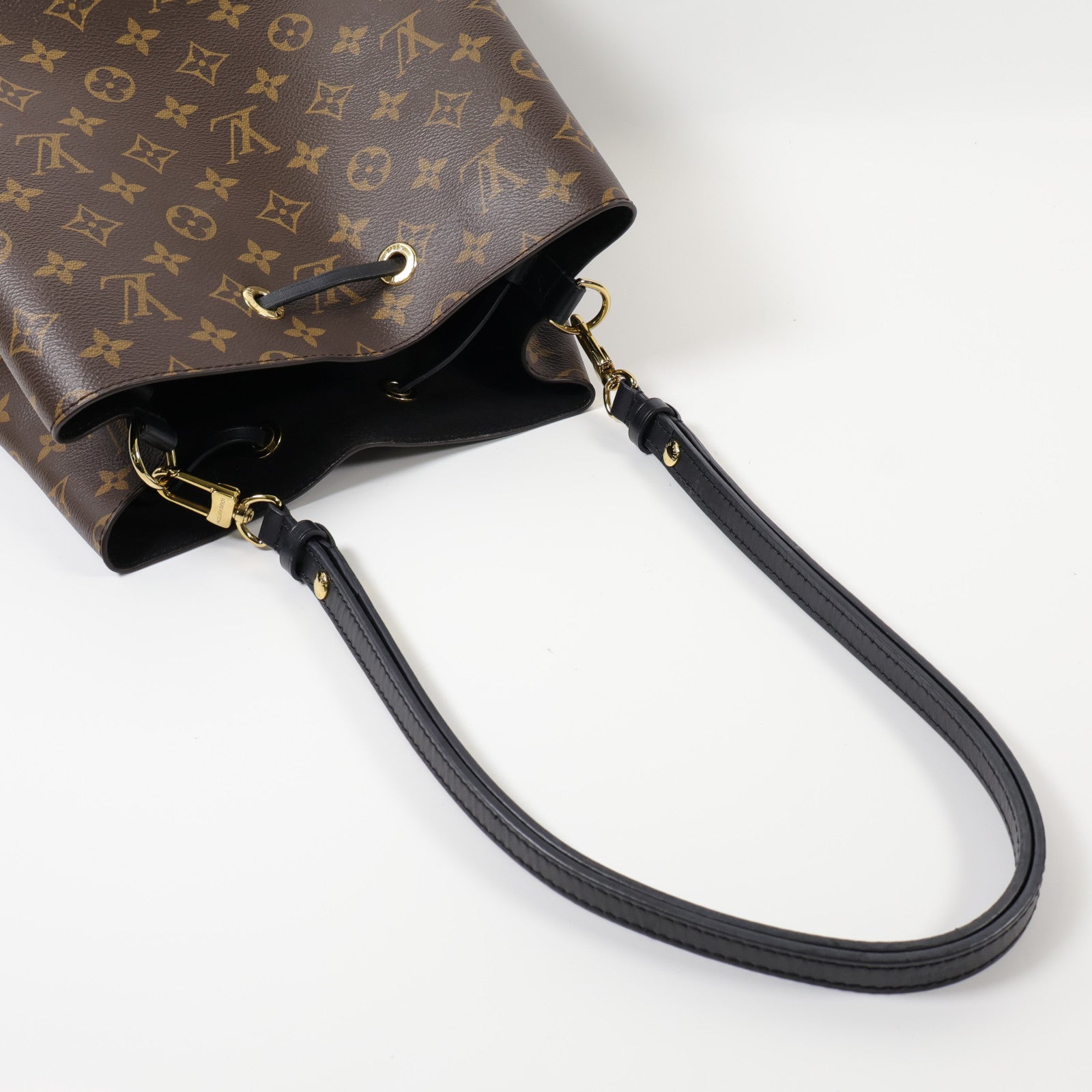 LOUIS VUITTON Monogram Neo Noe MM金扣肩背袋