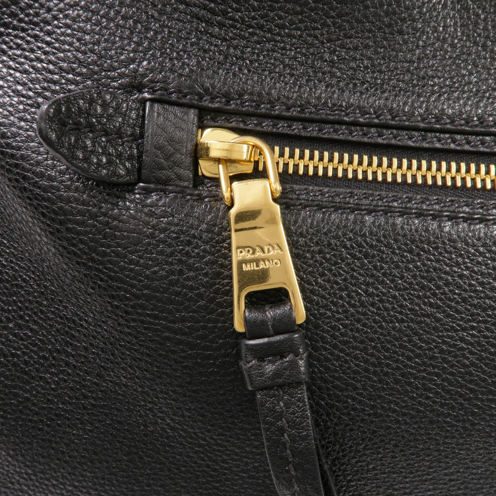 PRADA 牛皮皮革2 Way Shoulder金扣手挽肩背兩用袋