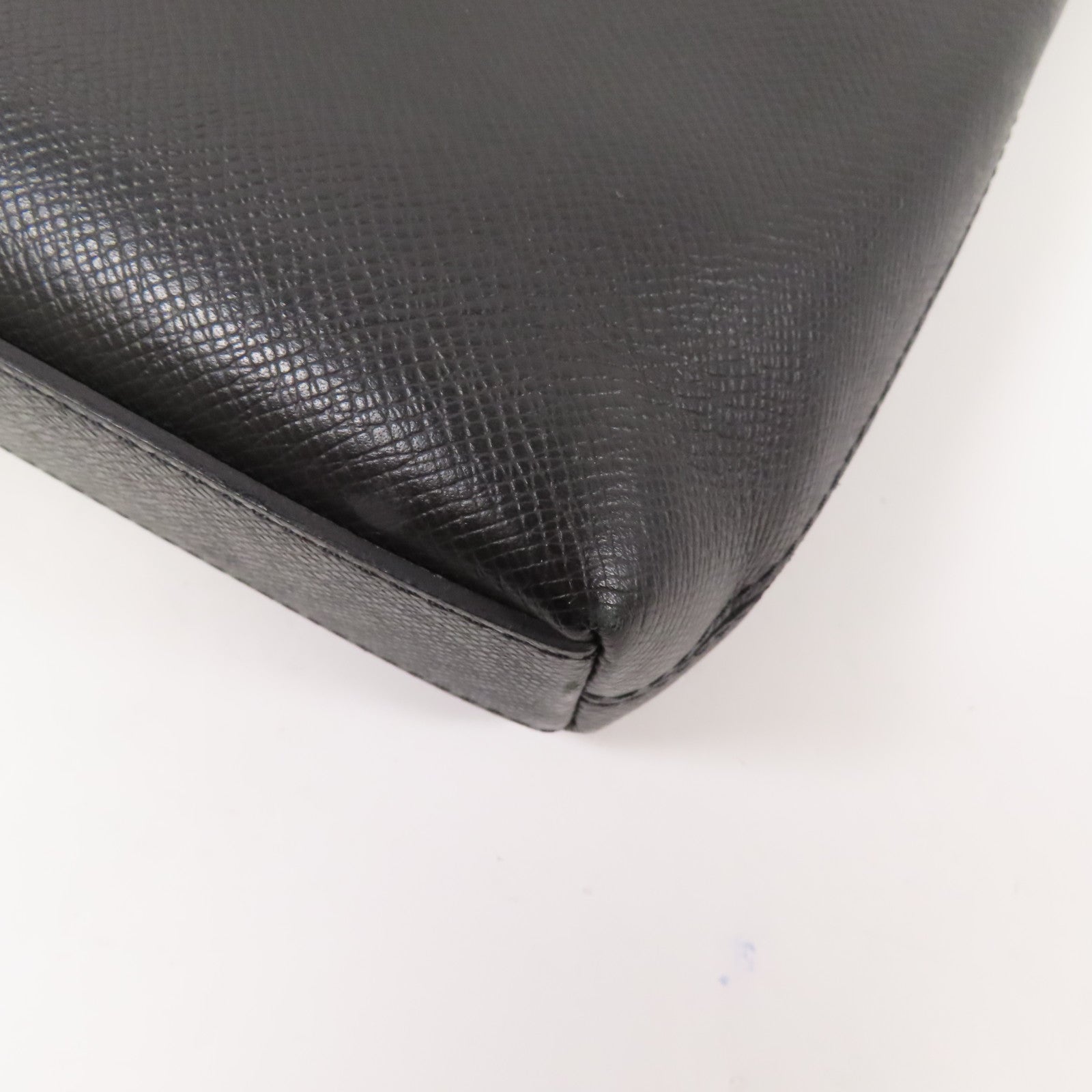 LOUIS VUITTON Tiga皮革Briefcase銀扣手挽肩背兩用袋
