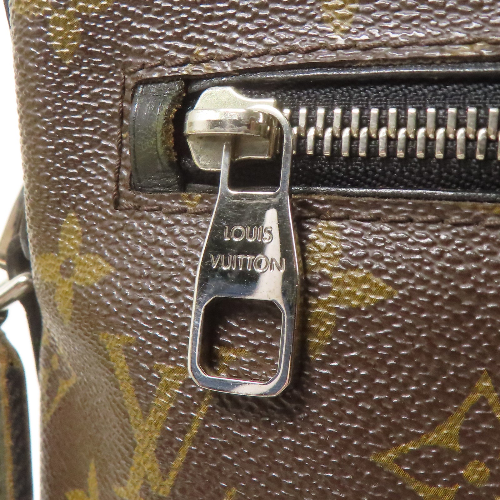LOUIS VUITTON LV SHW Torres Shoulder Bag M40635 Monogram Brown