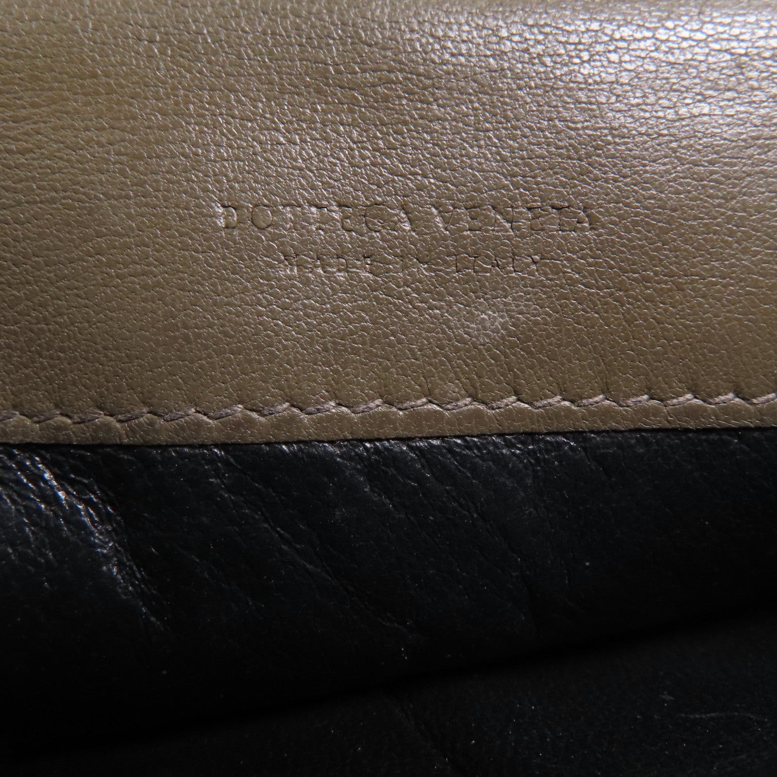 BOTTEGA VENETA 【激減優惠】織紋皮革Long Wallet長錢包