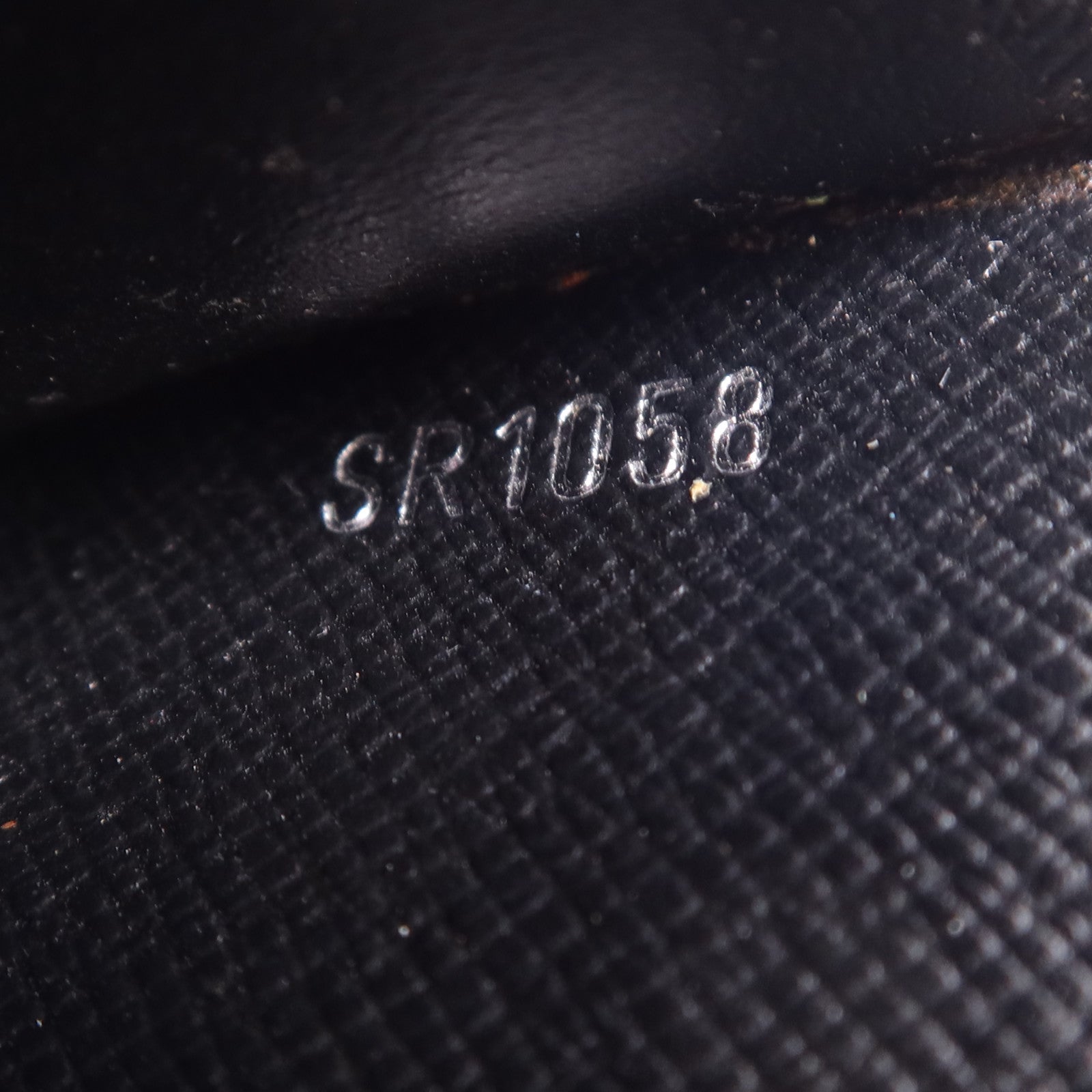 LOUIS VUITTON Epi Portefeuille Koala銀扣錢包