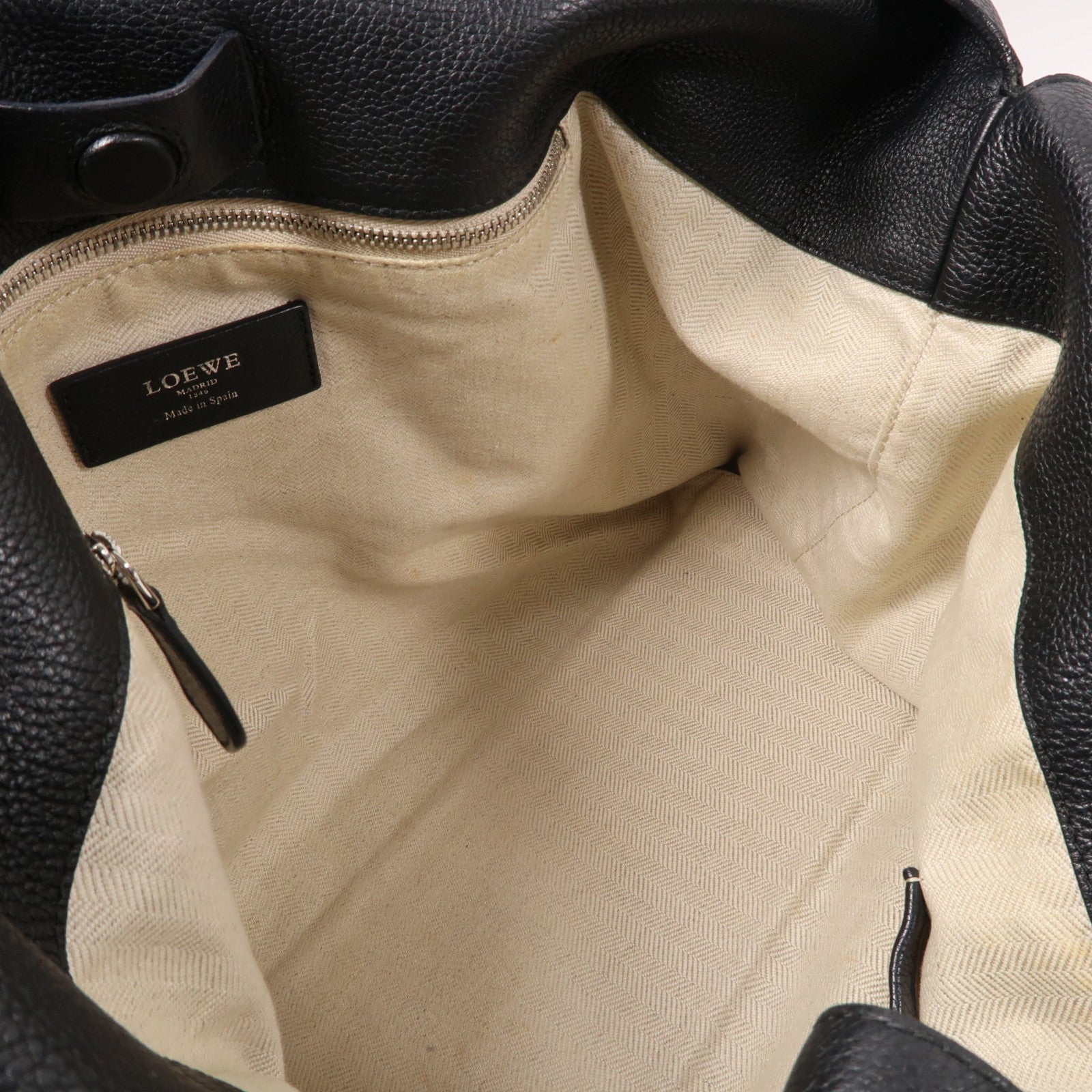 LOEWE 牛皮皮革Dunas銀扣肩背袋黑色
