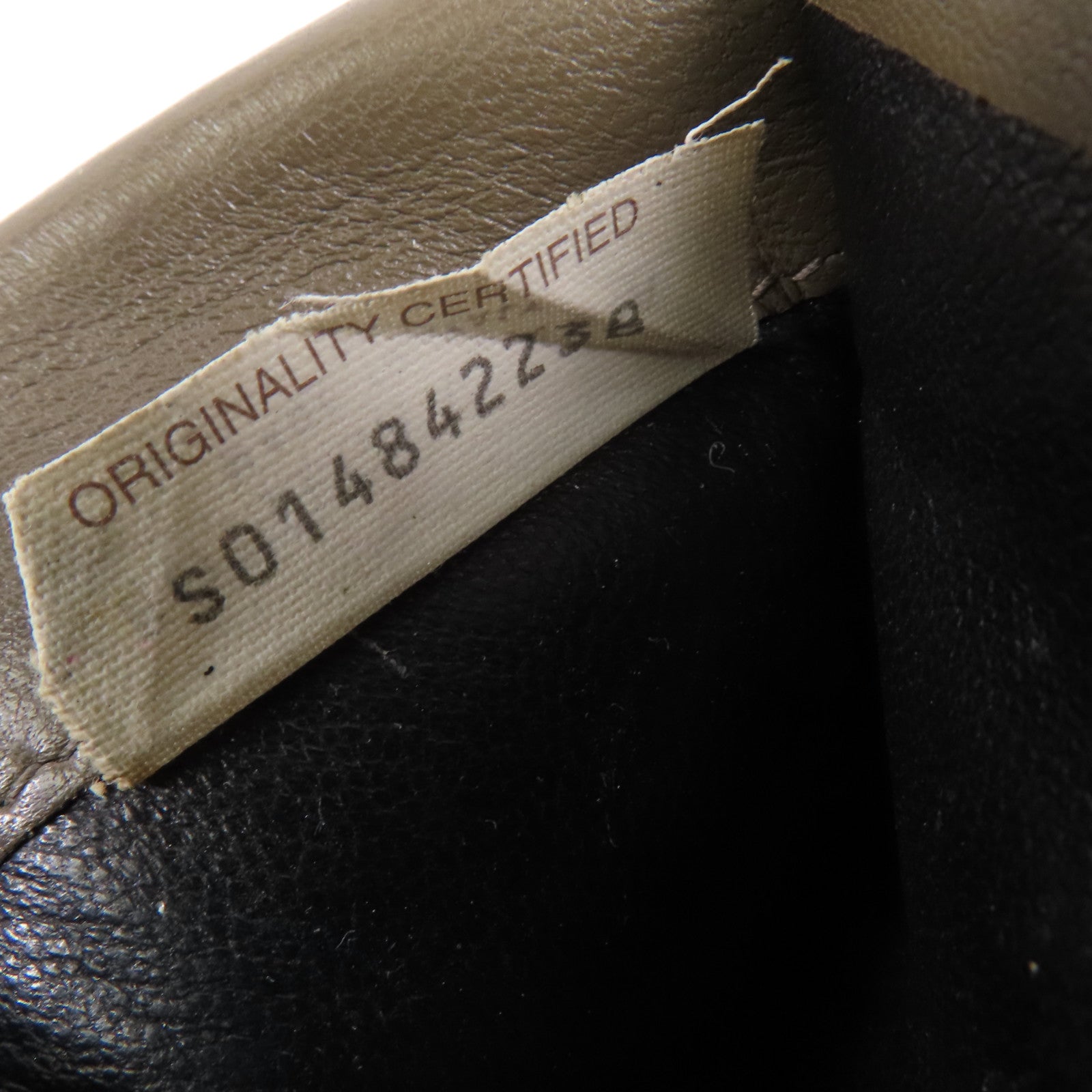 BOTTEGA VENETA 織紋皮革Long Wallet長錢包