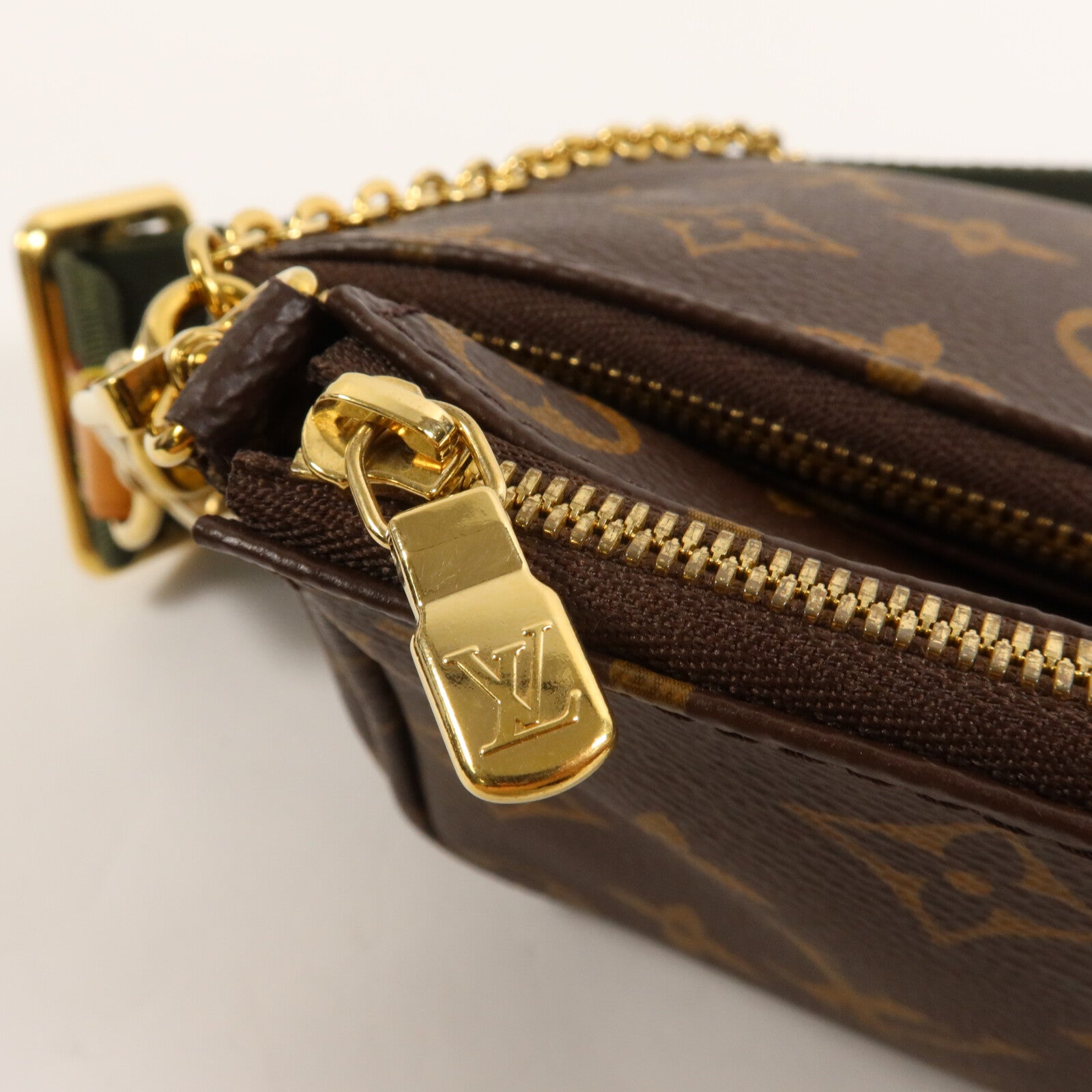 LOUIS VUITTON 【激減優惠】Monogram Multi Pochette Accessoires肩背袋