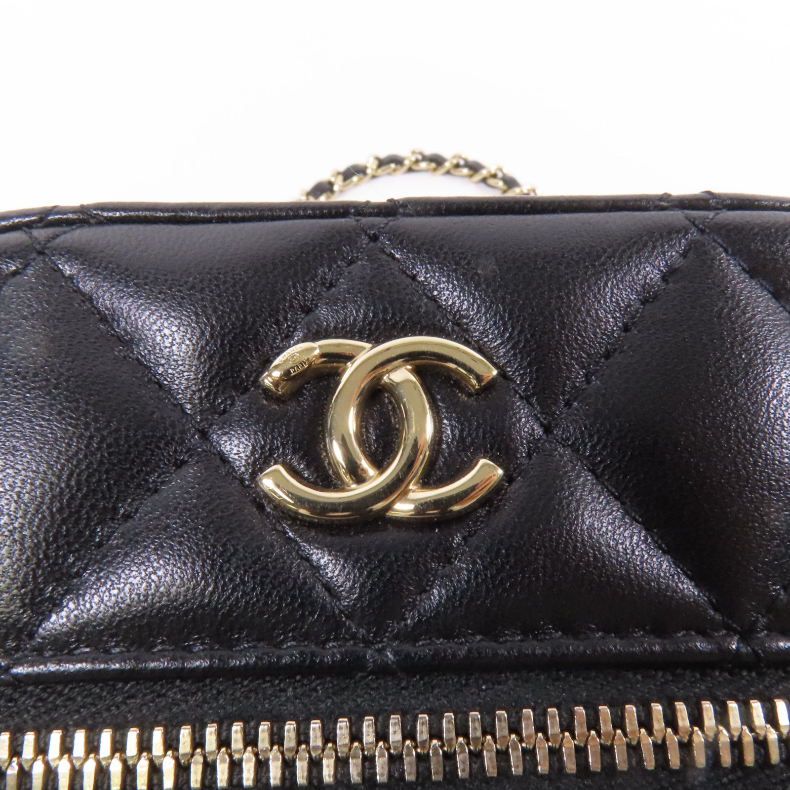 CHANEL 【激減優惠】羊皮皮革Vanity Phone Case with Chain金扣鏈帶肩背袋