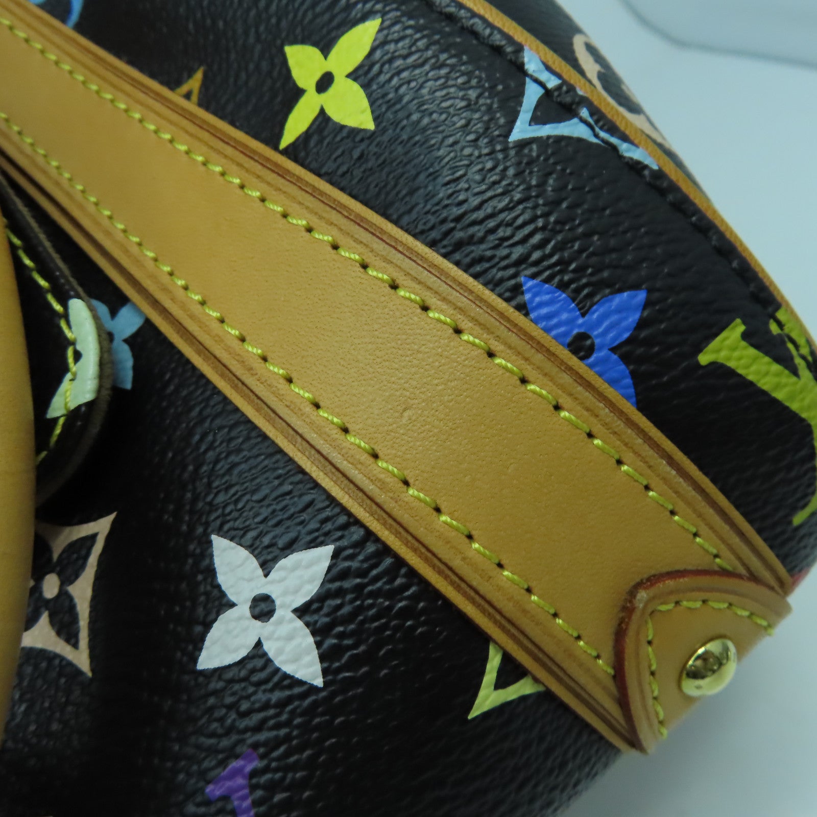 LOUIS VUITTON 【激減優惠】Monogram Multicolore Priscilla金扣手挽袋黑色