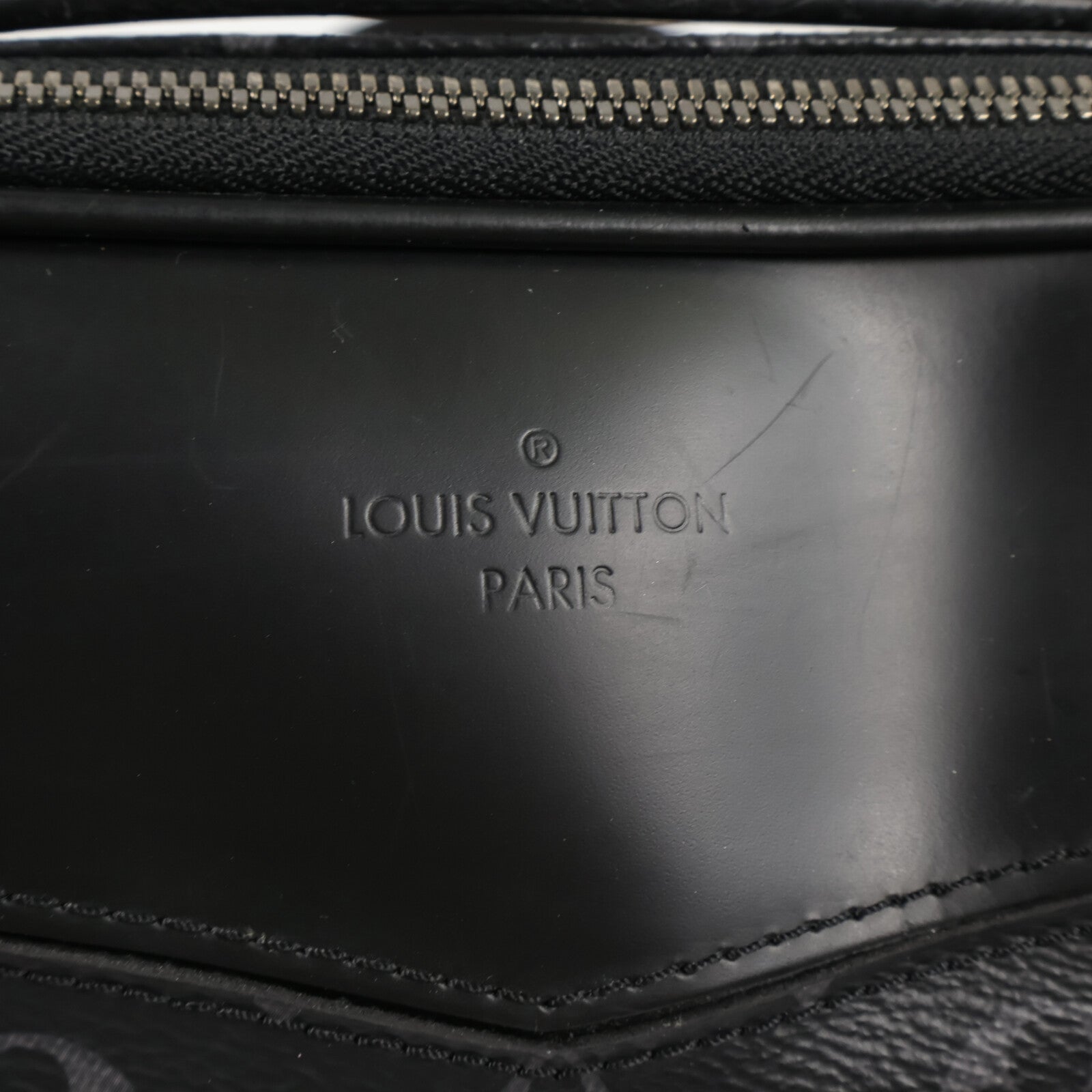 LOUIS VUITTON Monogram Eclipse Bum Bag手挽肩背兩用袋