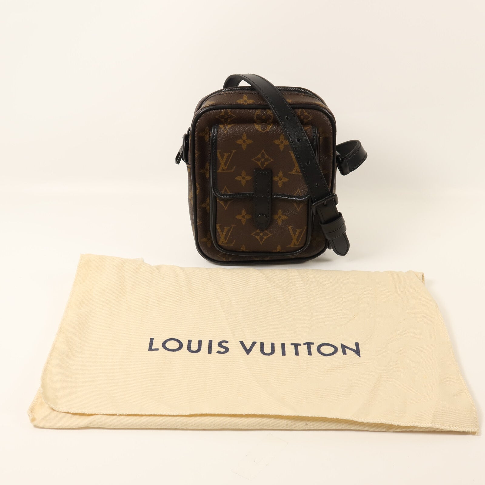 LOUIS VUITTON Monogram Macassar Christopher Wearable Wallet肩背袋