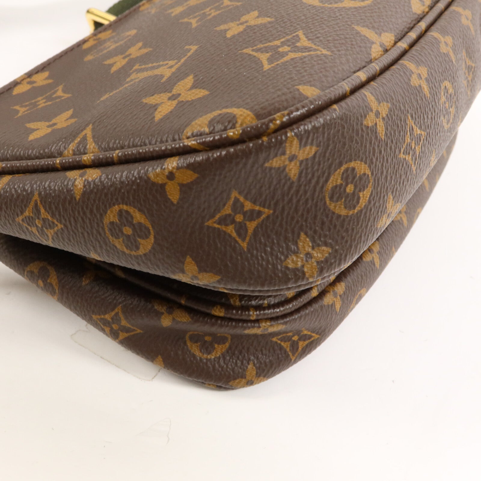 LOUIS VUITTON 【激減優惠】Monogram Multi Pochette Accessoires肩背袋