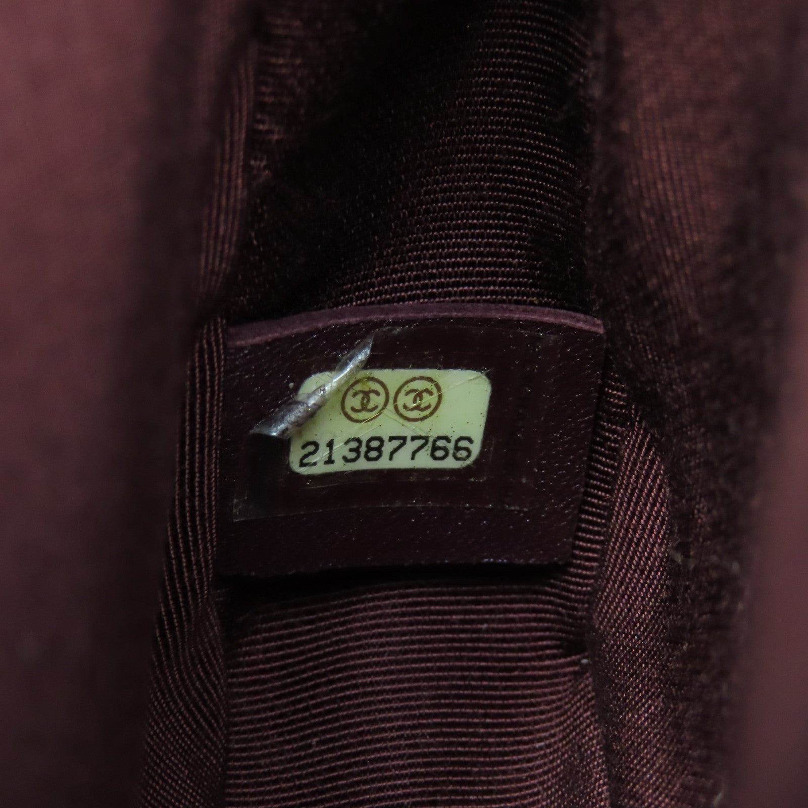 CHANEL 【激減優惠】菱格牛皮皮革Boy Chanel銀扣鏈帶肩背袋黑色