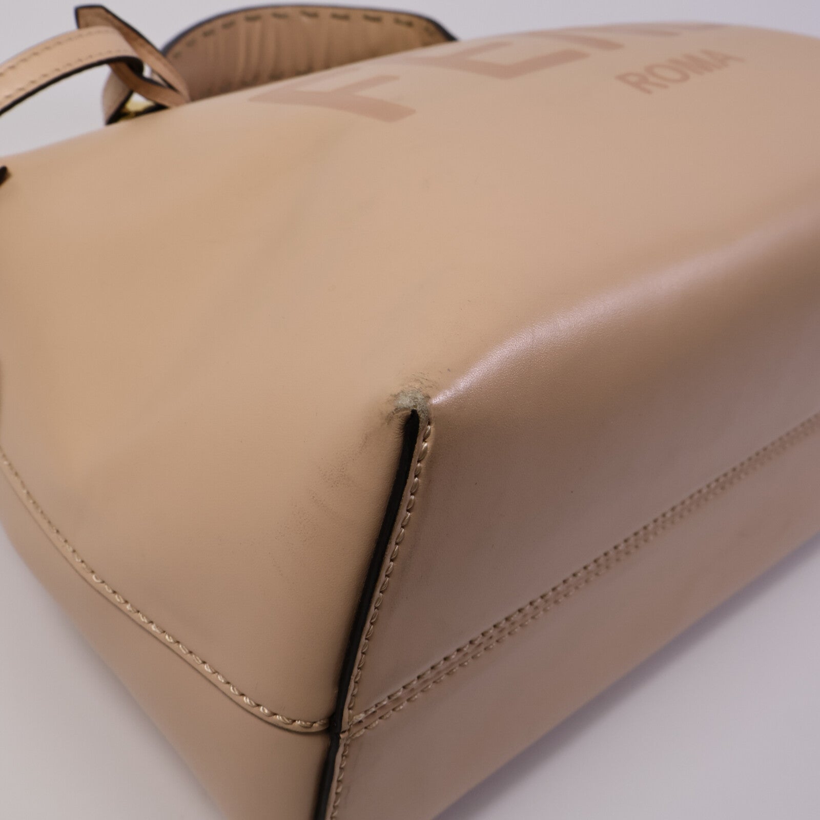FENDI 牛皮皮革By The Way肩背袋