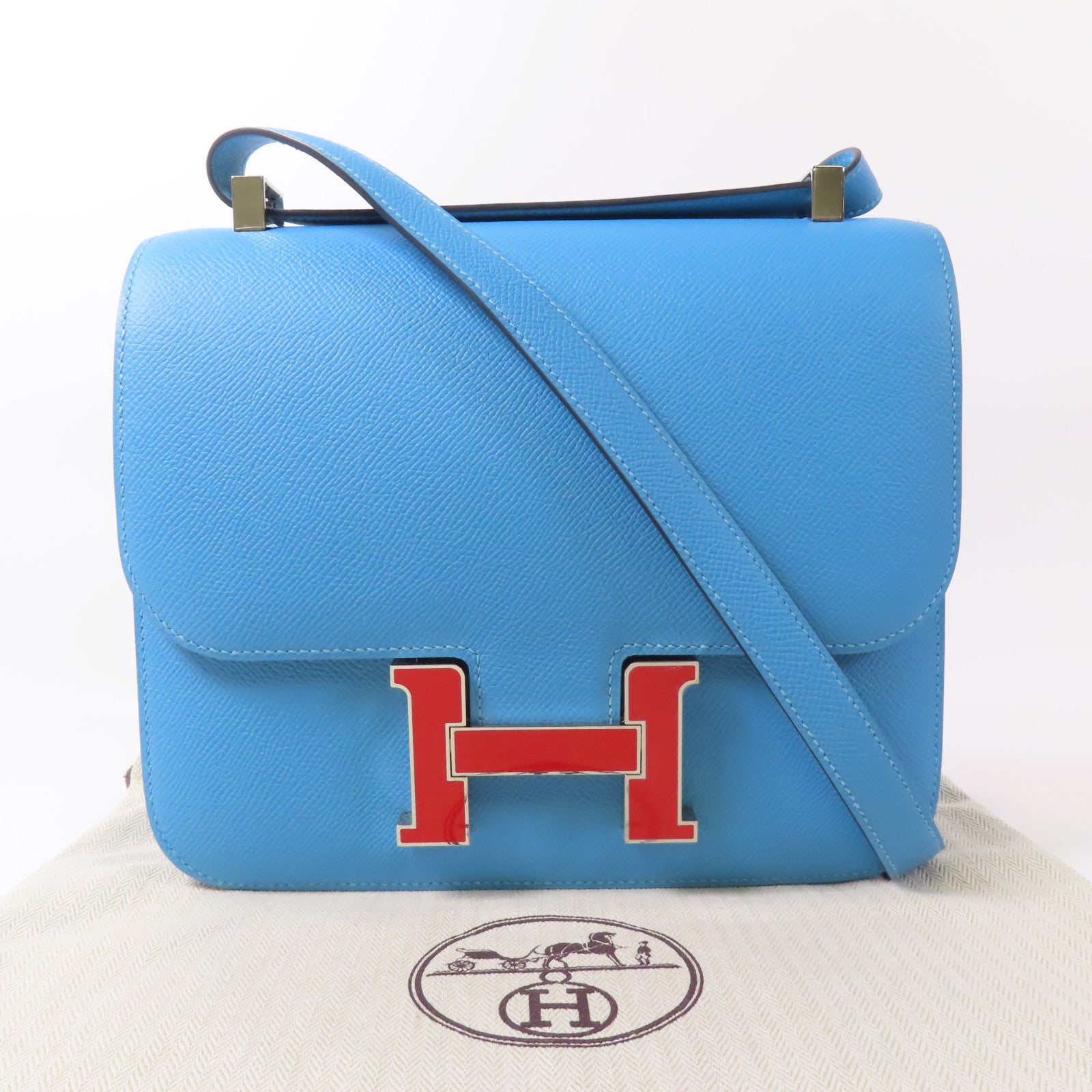 HERMES Epsom皮革Constance 24銀扣肩背袋Bleu Du Nord