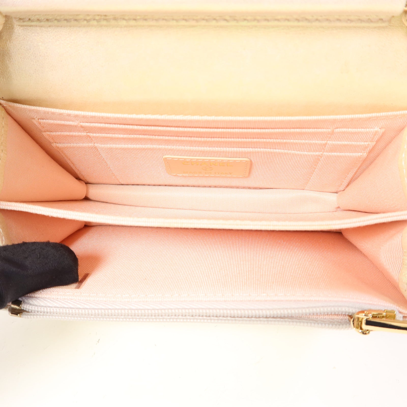 CHANEL 牛皮皮革Mini WOC Wallet On Chain金扣鏈帶肩背袋