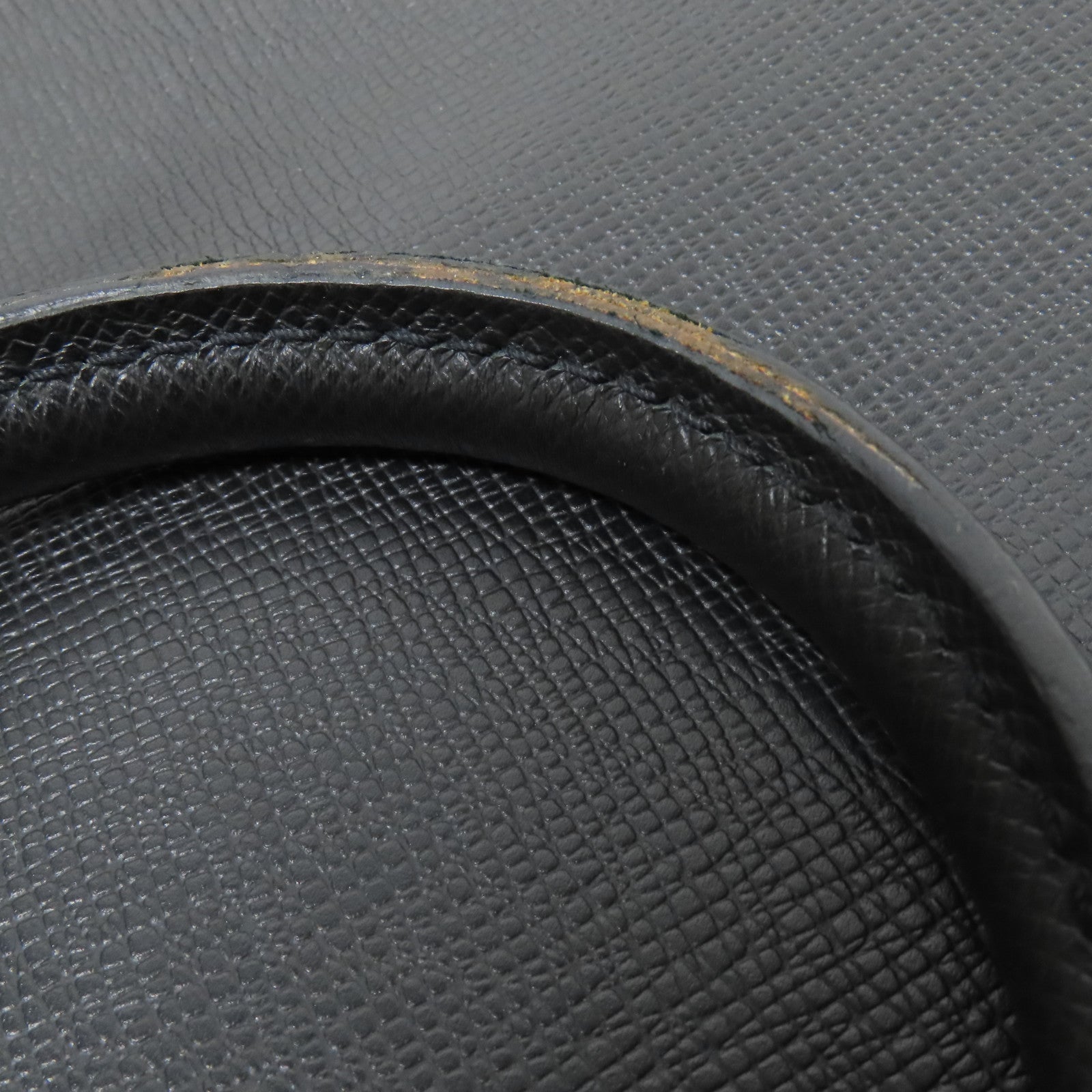 LOUIS VUITTON Tiga皮革Briefcase銀扣手挽肩背兩用袋