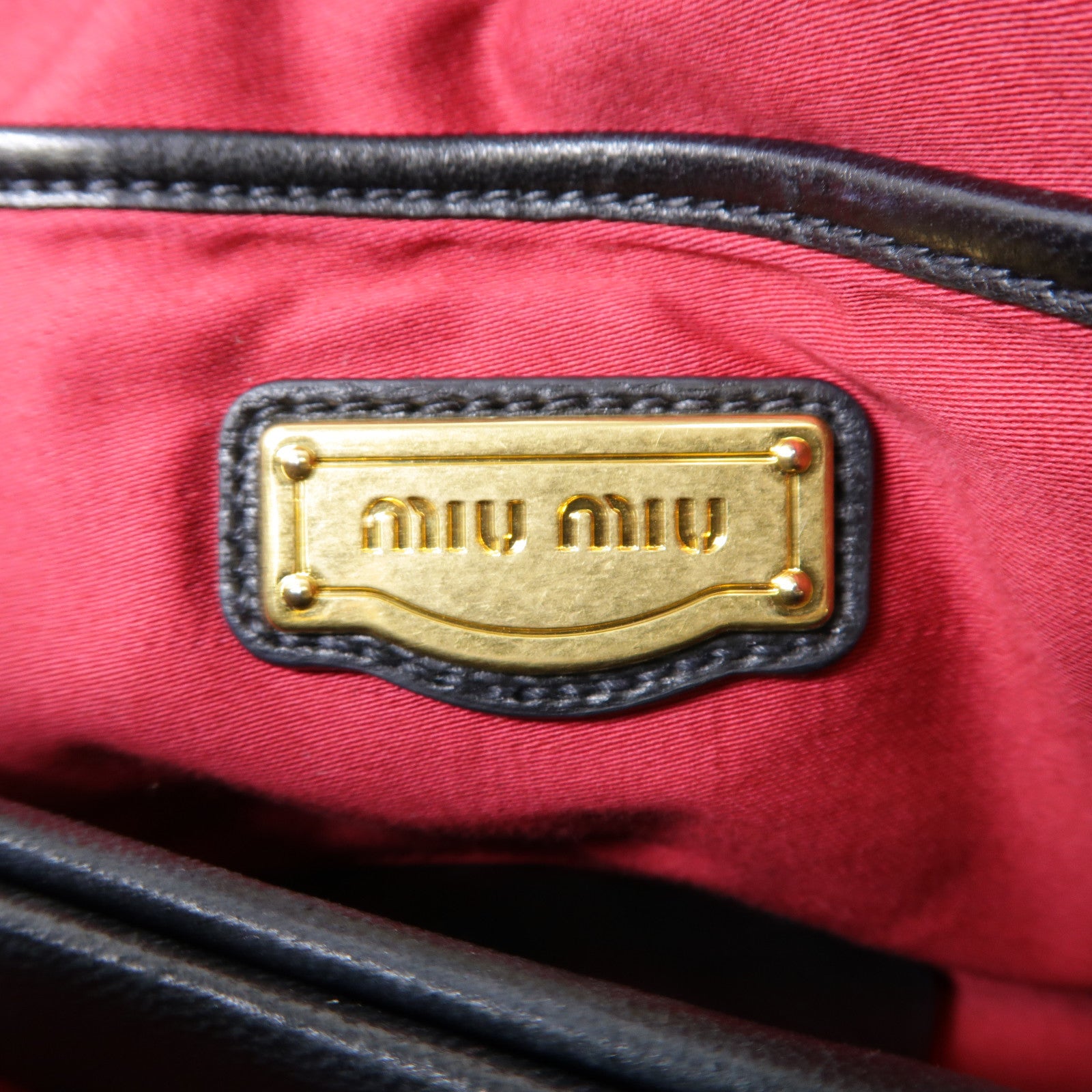 Miu Miu 羊皮皮革2 Way Shoulder金扣手挽肩背兩用袋黑色