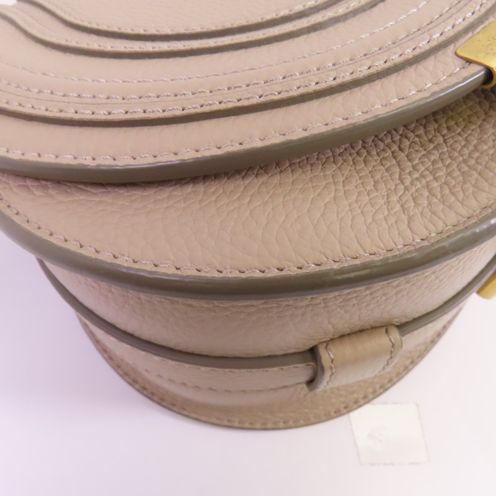 Chloe 牛皮皮革Small Marcie Saddle金扣肩背袋