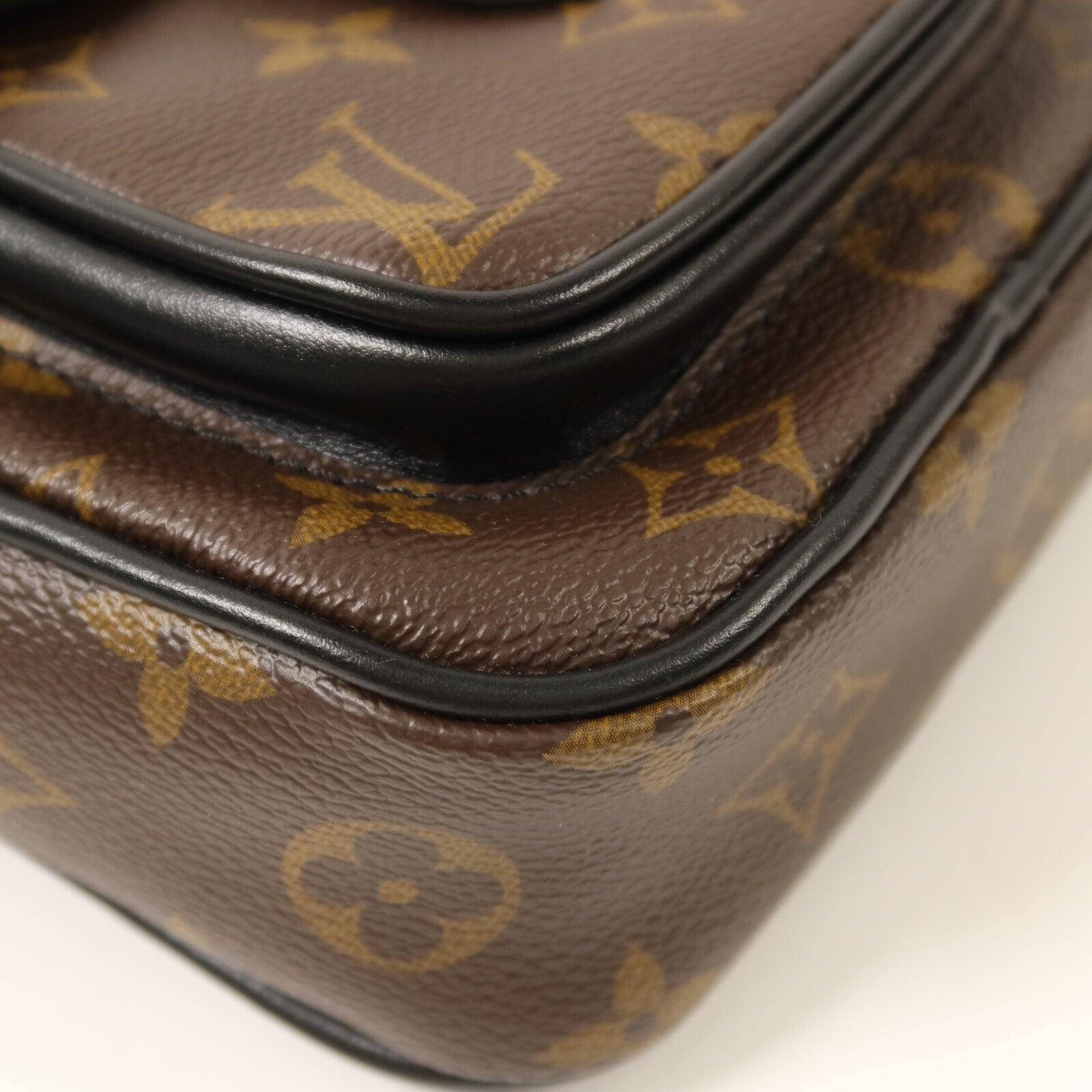 LOUIS VUITTON Monogram Macassar Christopher Wearable Wallet肩背袋