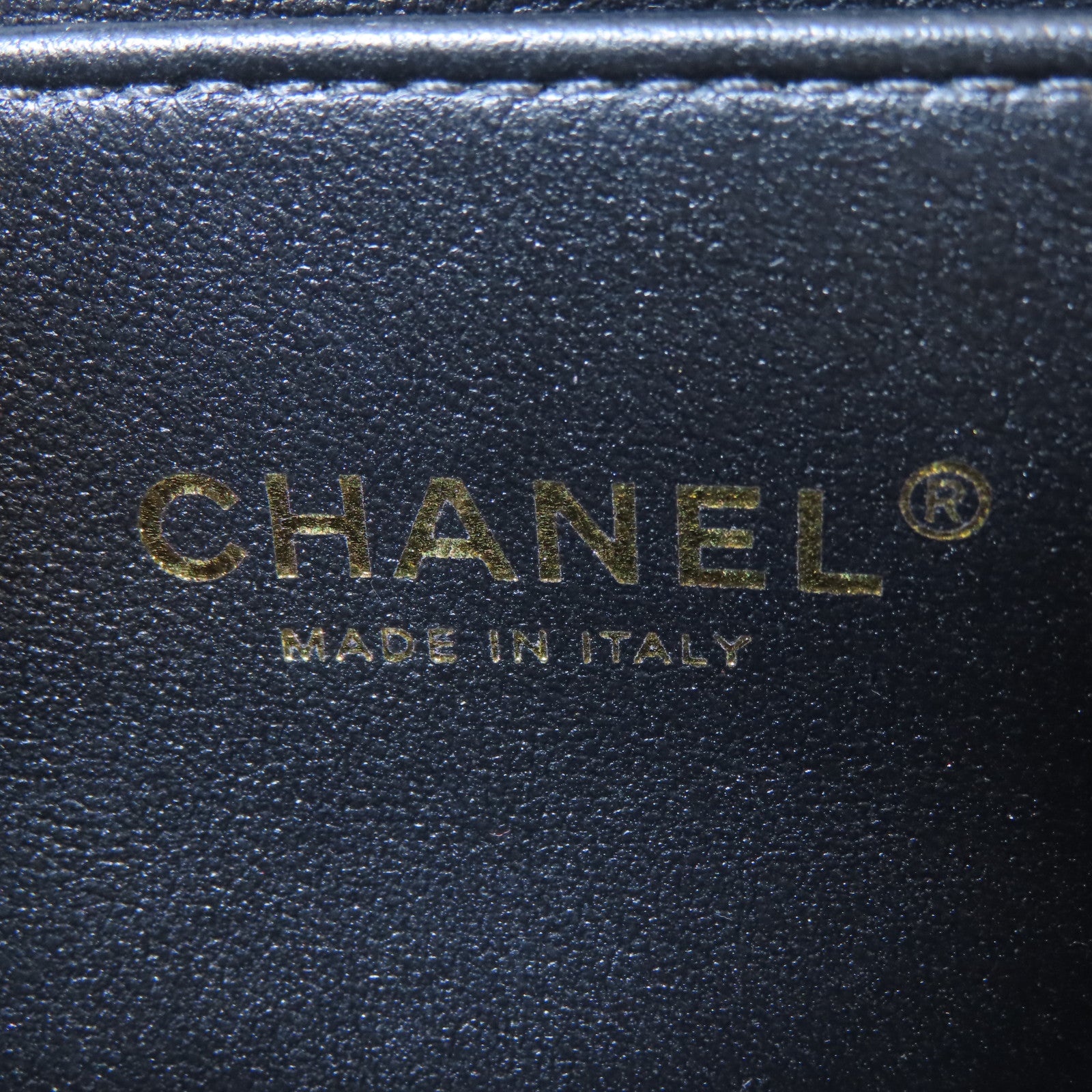 CHANEL 菱格Caviar皮革Boy 20cm金扣鏈帶肩背袋黑色