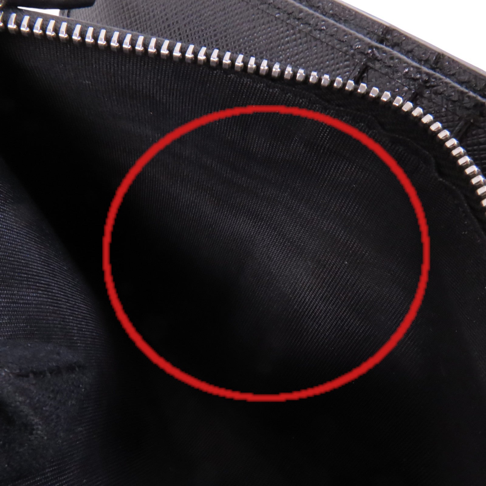 PRADA Saffiano皮革Middle Wallet銀扣錢包