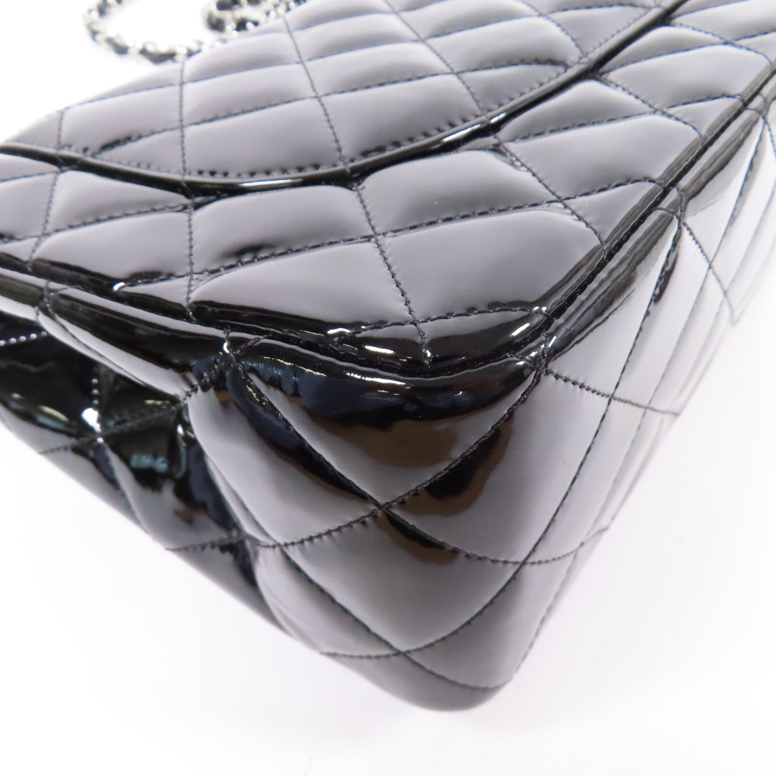 CHANEL 漆皮皮革Large Classic銀扣肩背袋