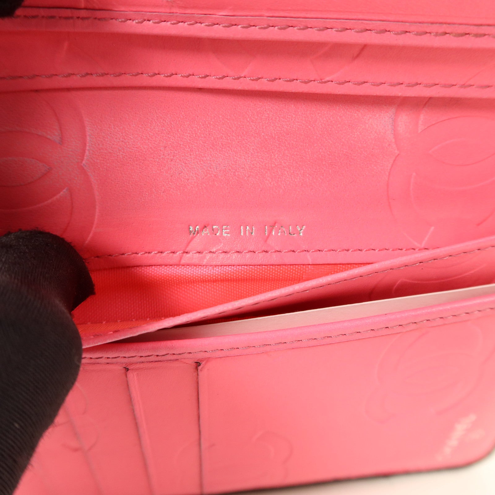 CHANEL 牛皮皮革Cambon Bifold Wallet銀扣錢包