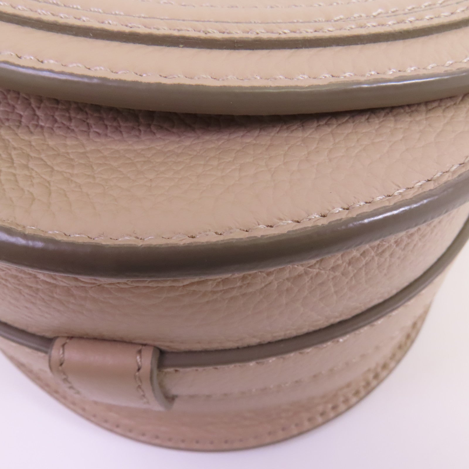 Chloe 牛皮皮革Small Marcie Saddle金扣肩背袋