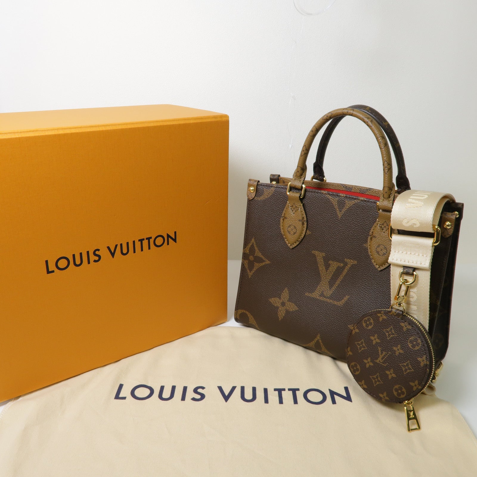 LOUIS VUITTON Monogram OnTheGo PM金扣肩背袋啡色