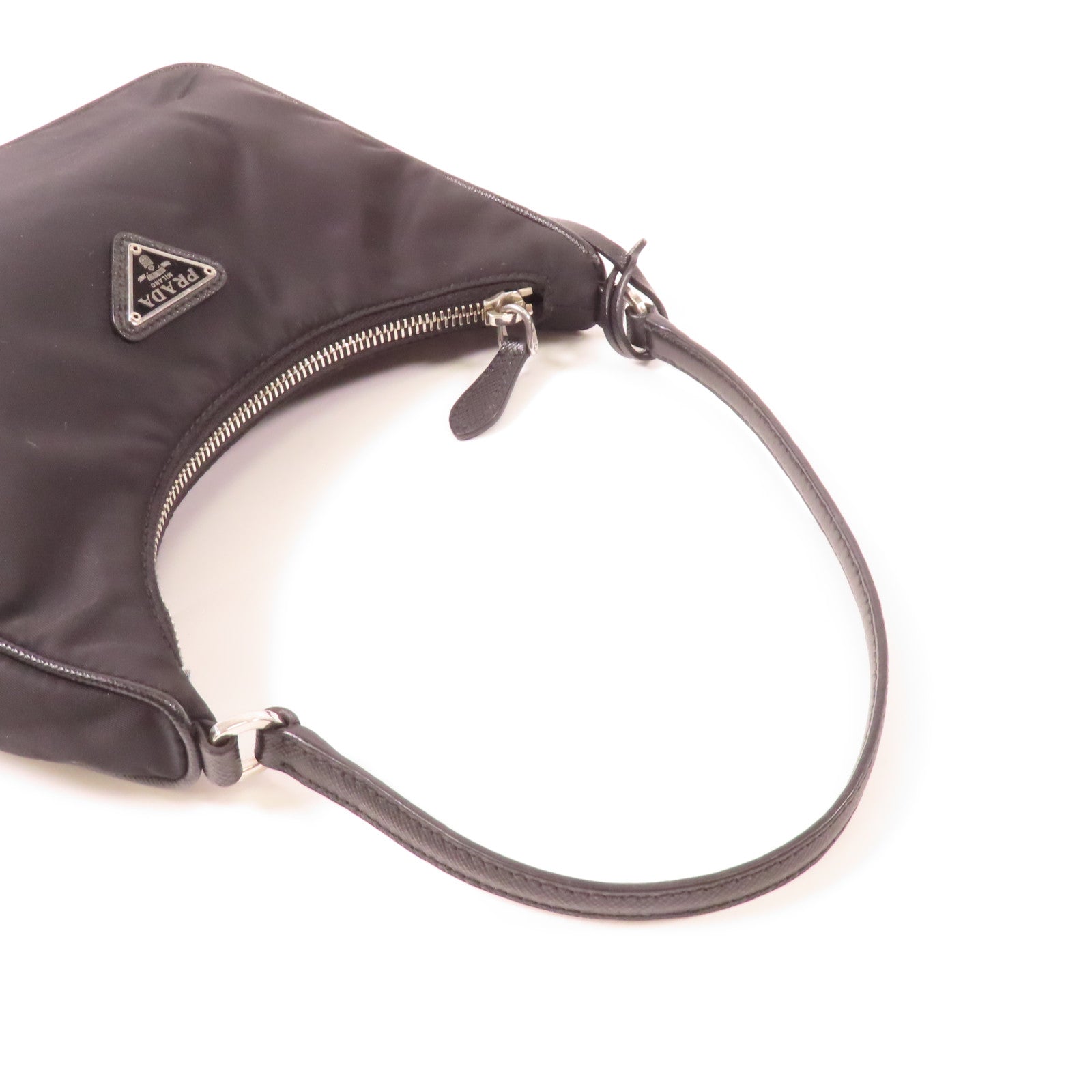 PRADA 尼龍Re-Edition 2005銀扣肩背袋
