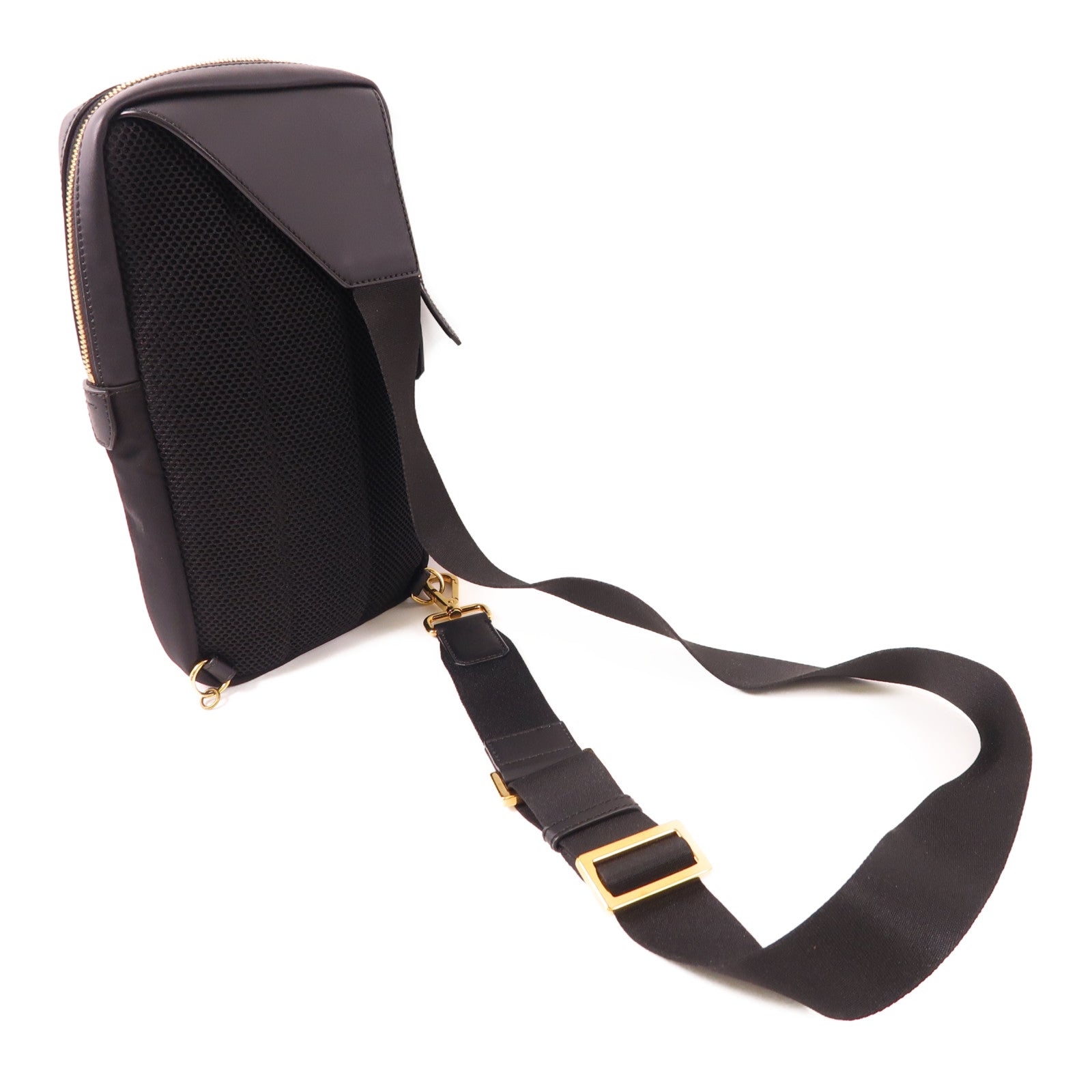 FENDI 牛皮皮革/帆布Body Bag金扣肩背袋