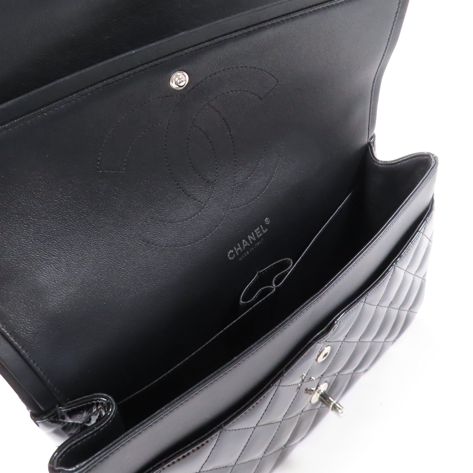 CHANEL 漆皮皮革Large Classic銀扣肩背袋