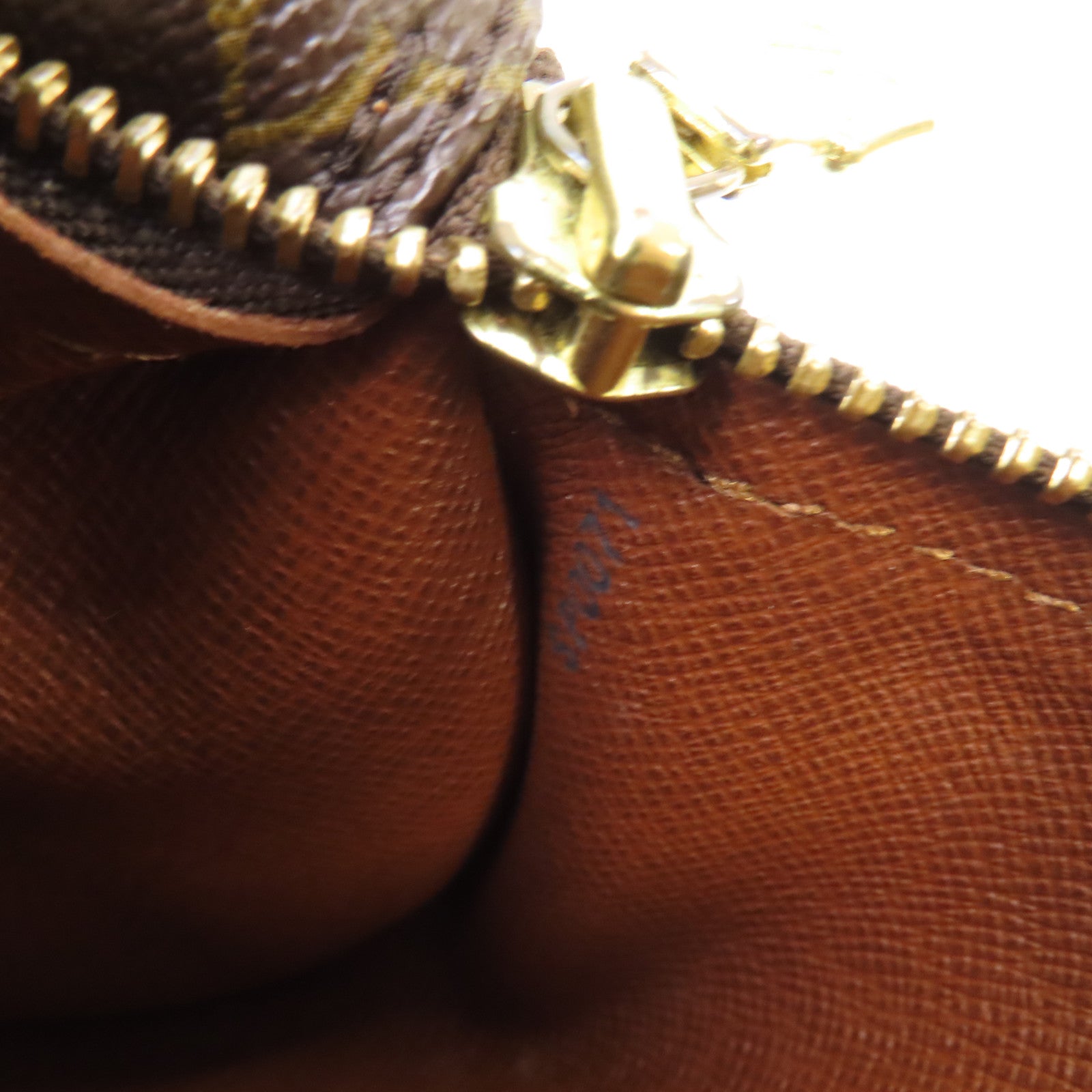 LOUIS VUITTON 【激減優惠】Monogram Papillon PM金扣肩背袋棕色