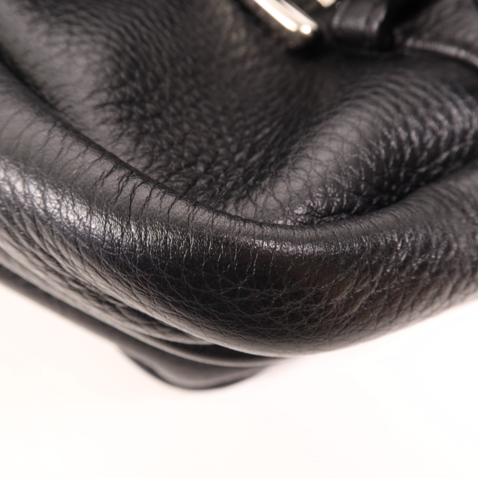 LOEWE 牛皮皮革Shoulder Bag銀扣肩背袋
